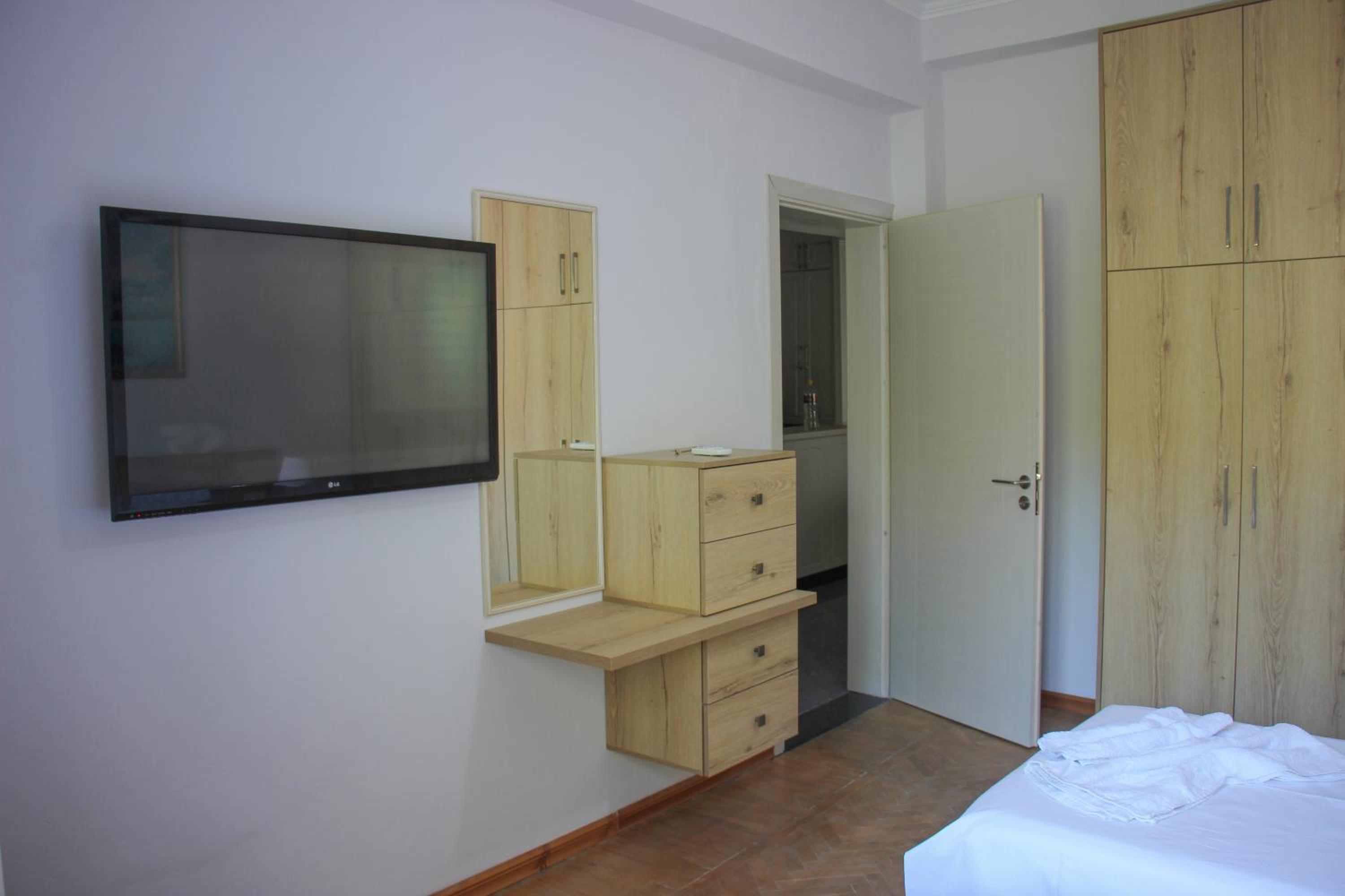 Ballo Apartments