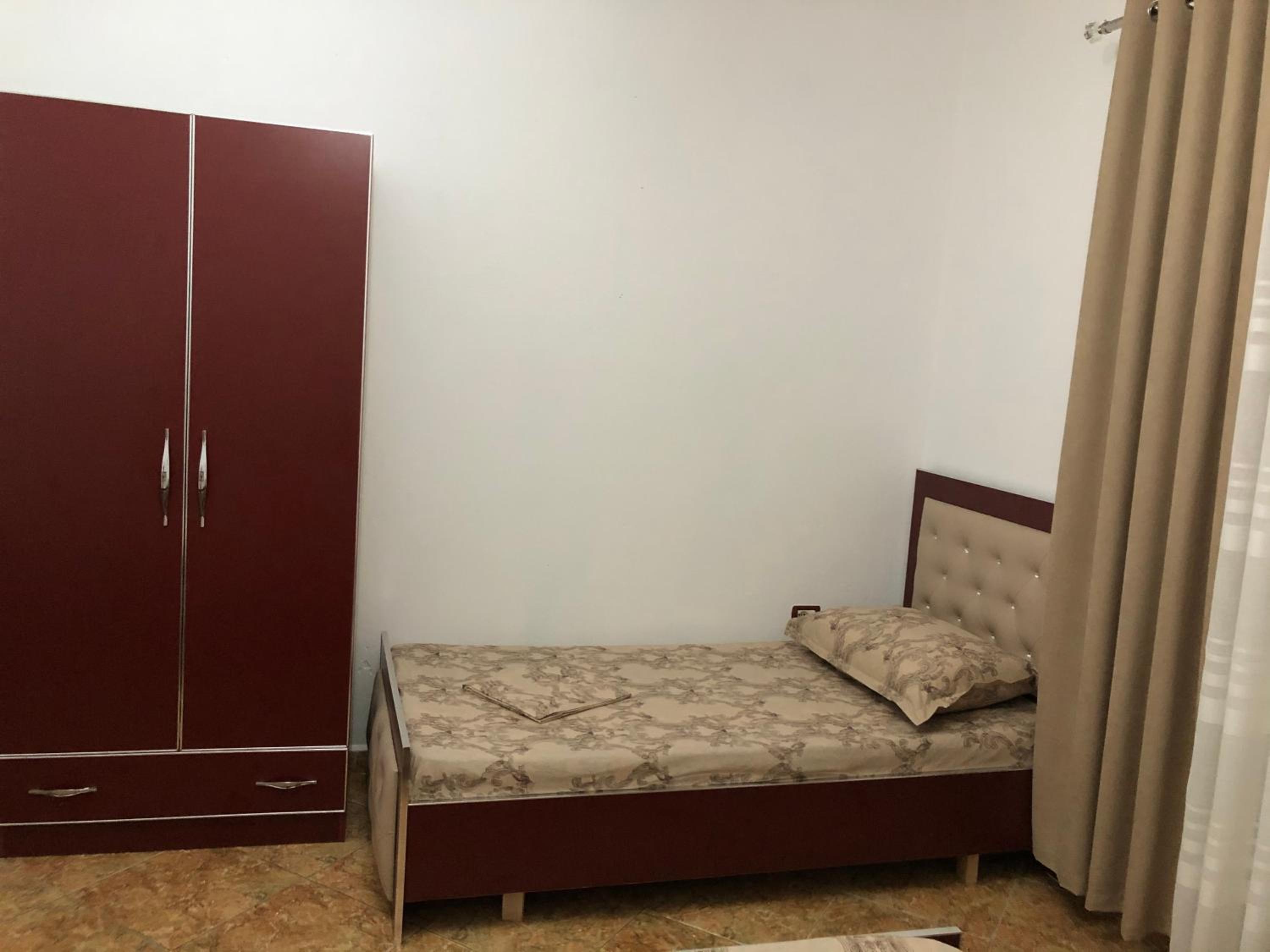 Guest House MURATI