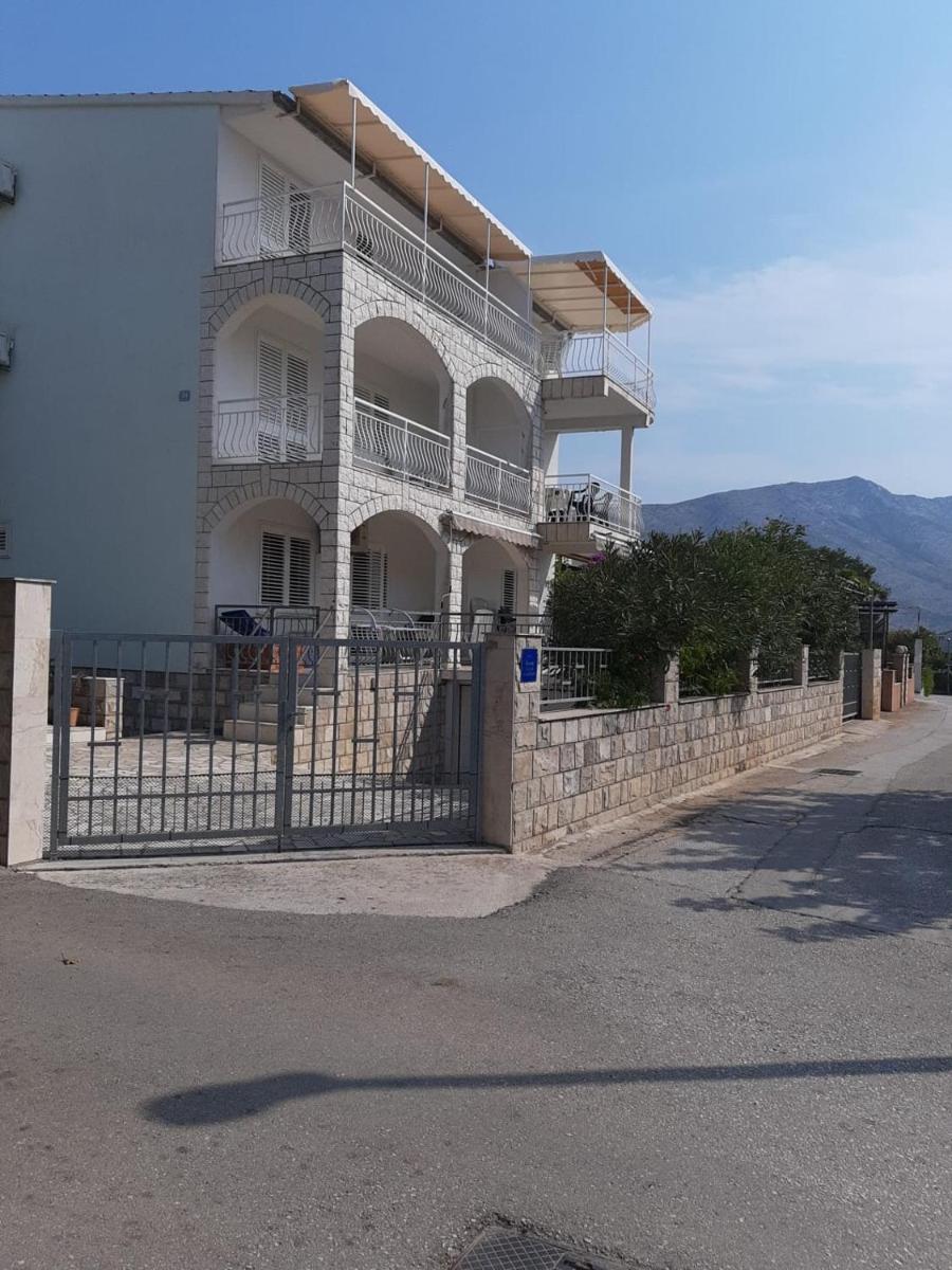 Apartments Bisevo view 4