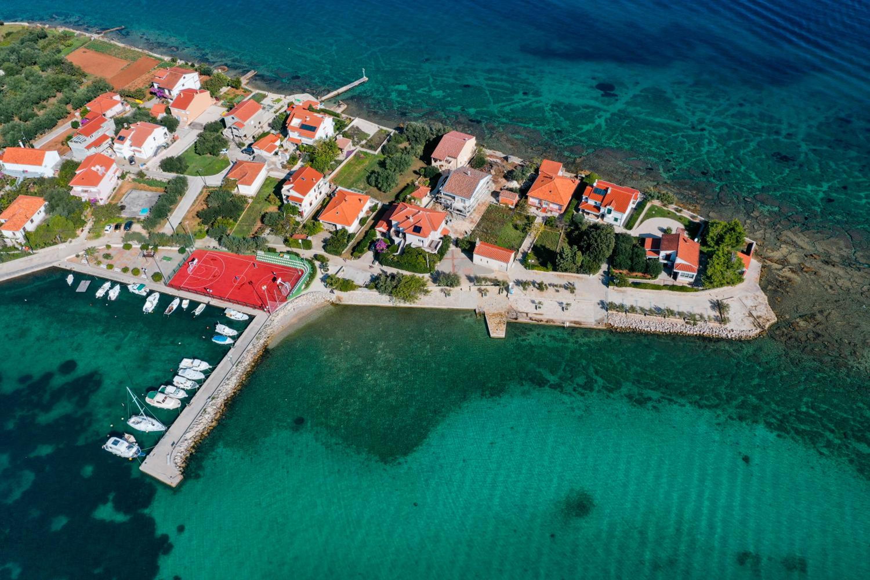 Photo 24