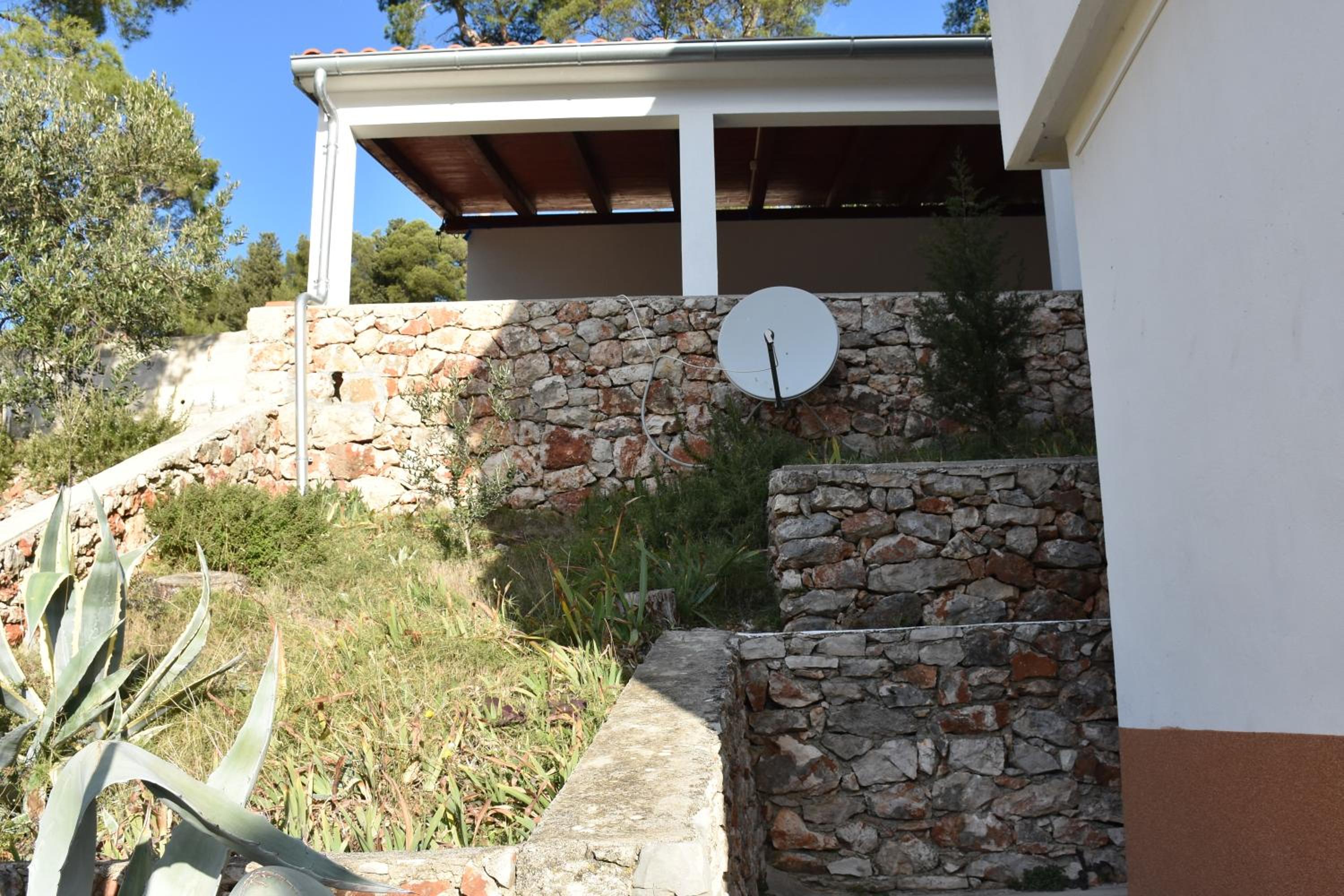 BellaVista Jelsa 2+2
