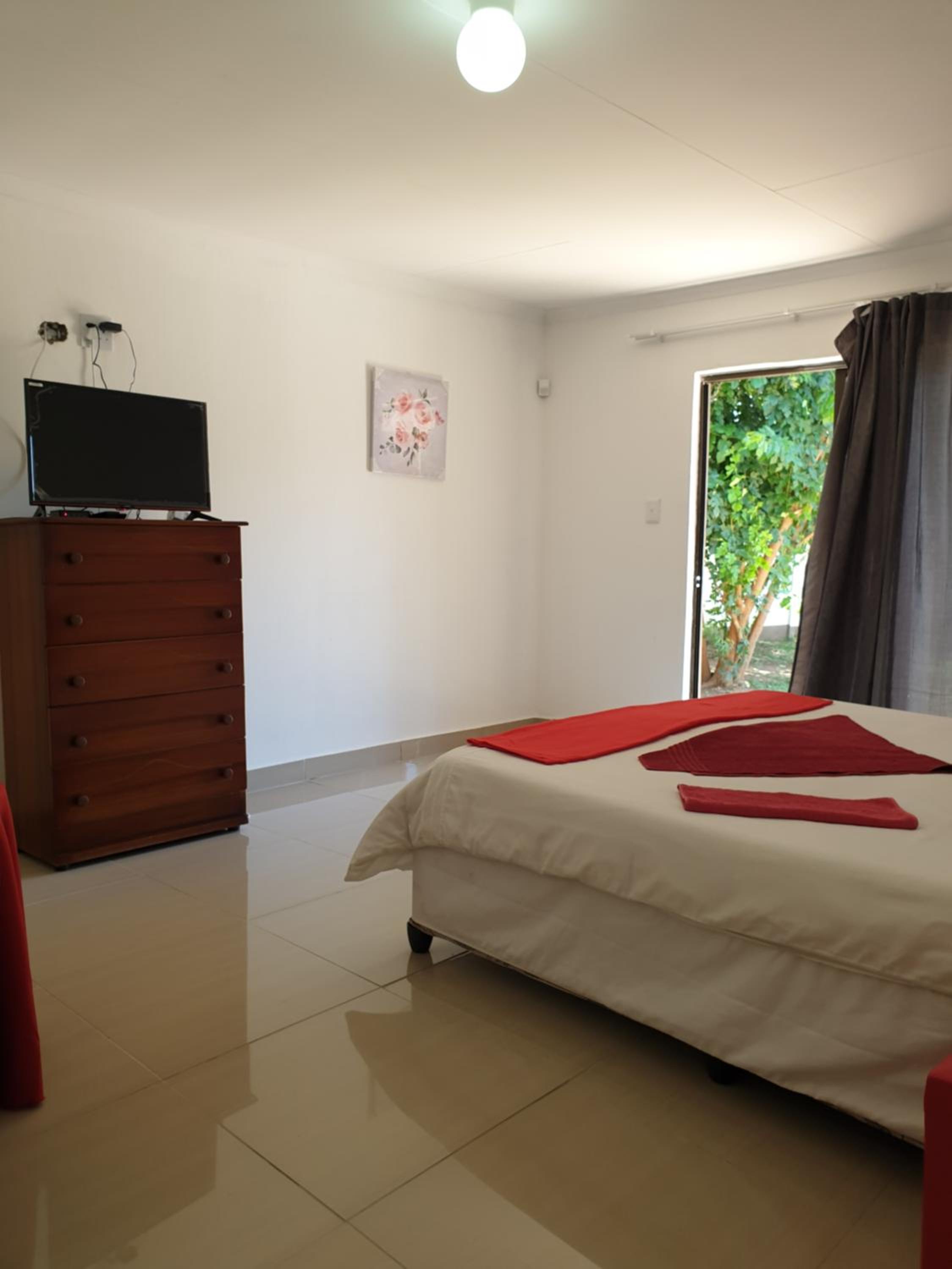 Rose Guesthouse Klerksdorp view 4
