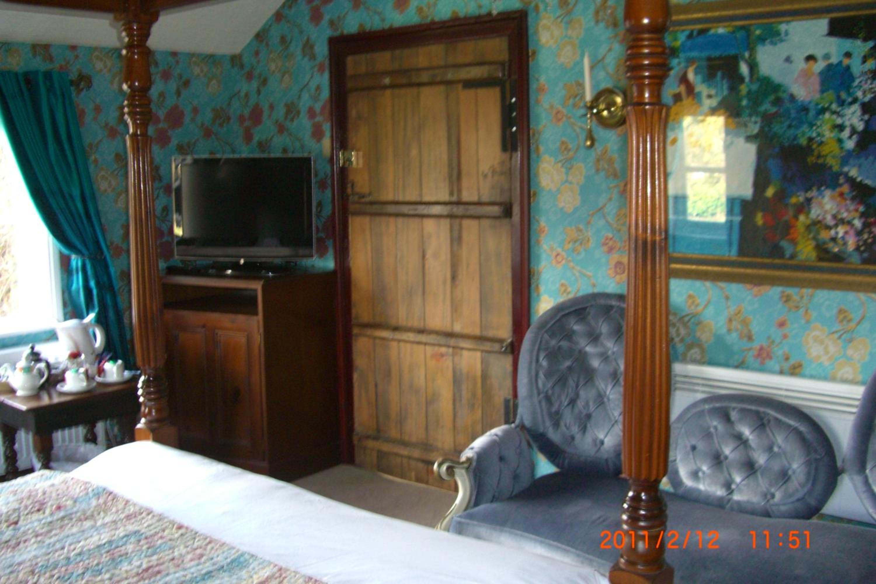 Photo 8