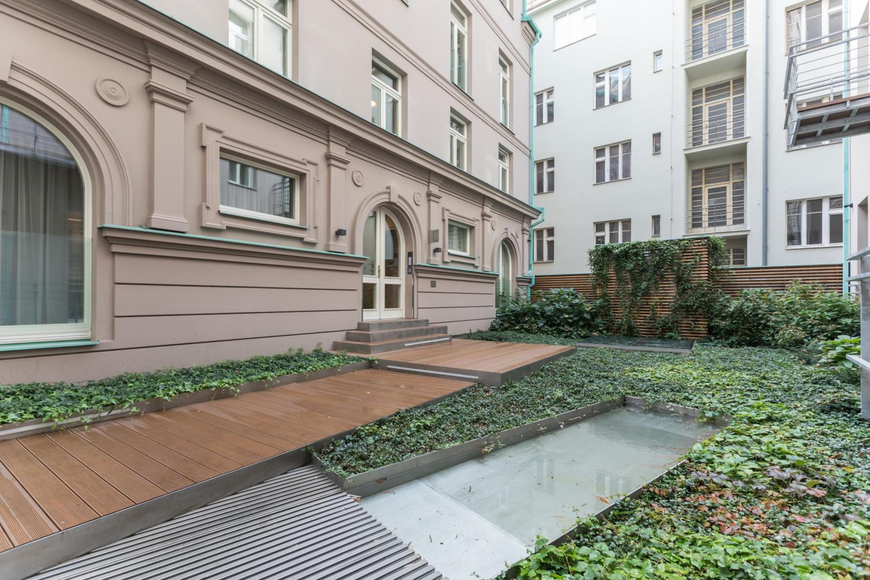 Royal Residence Apartments in the Heart of Prague