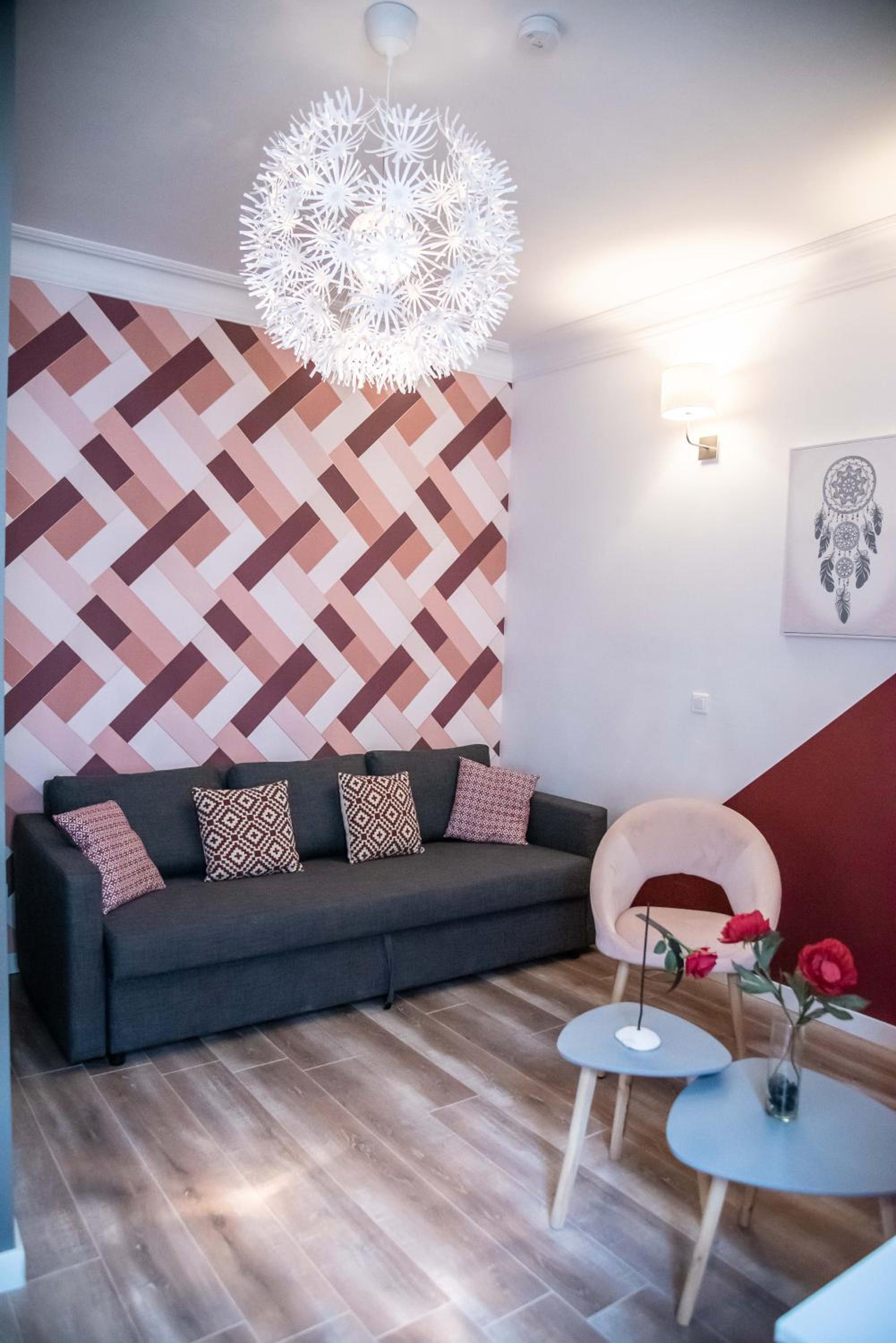 LE PETIT AVIGNONNAIS - APHRODITE - INTRAMUROS - CENTER -