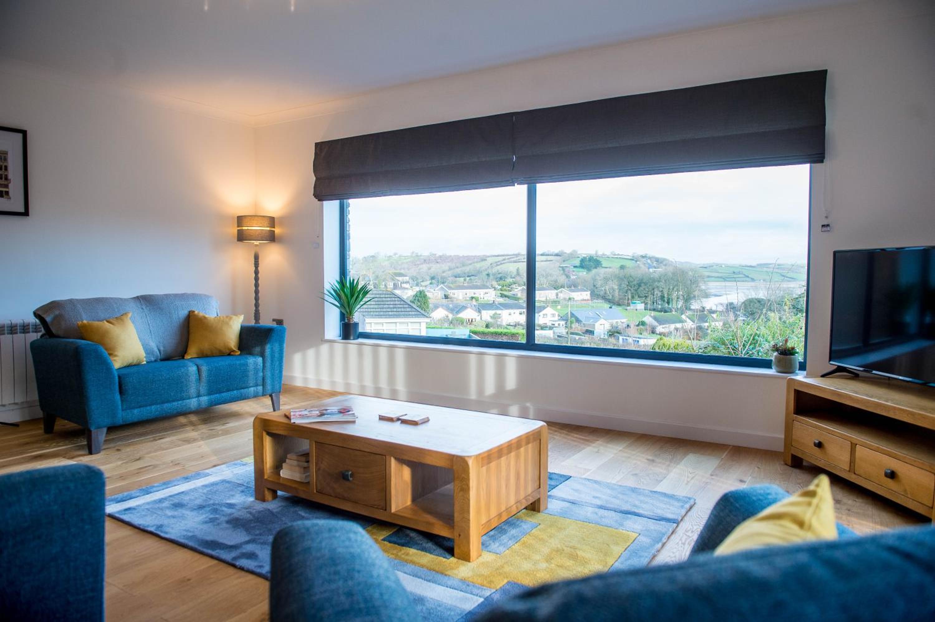 York Lodge- Spacious 3 bed bungalow with wonderful estuary views view 5