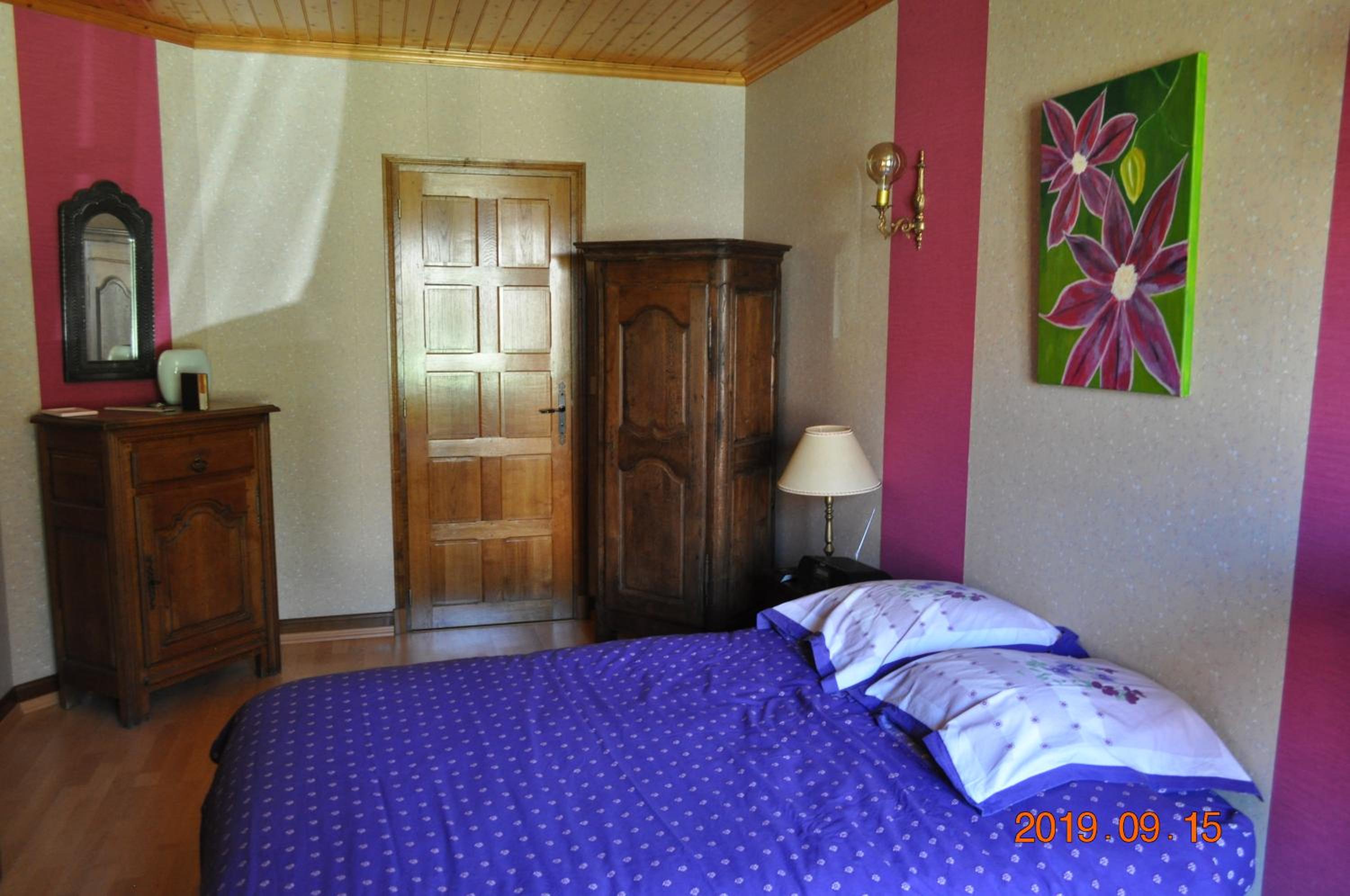 Photo 33