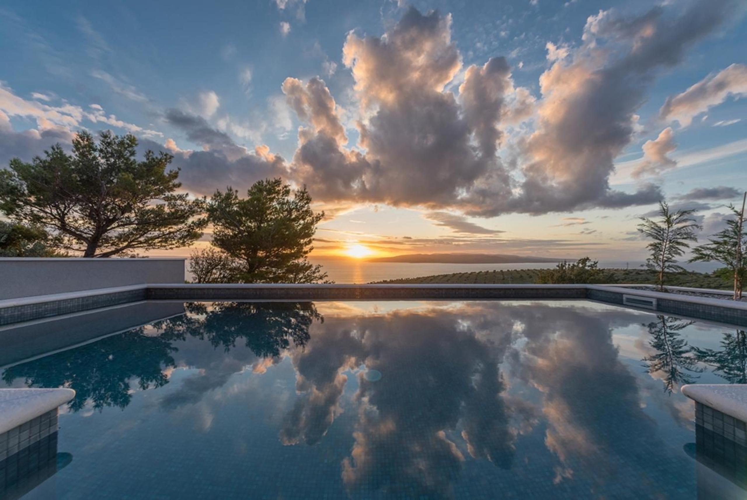 Villa Kuk with heated salt water pool - Makarska view 3