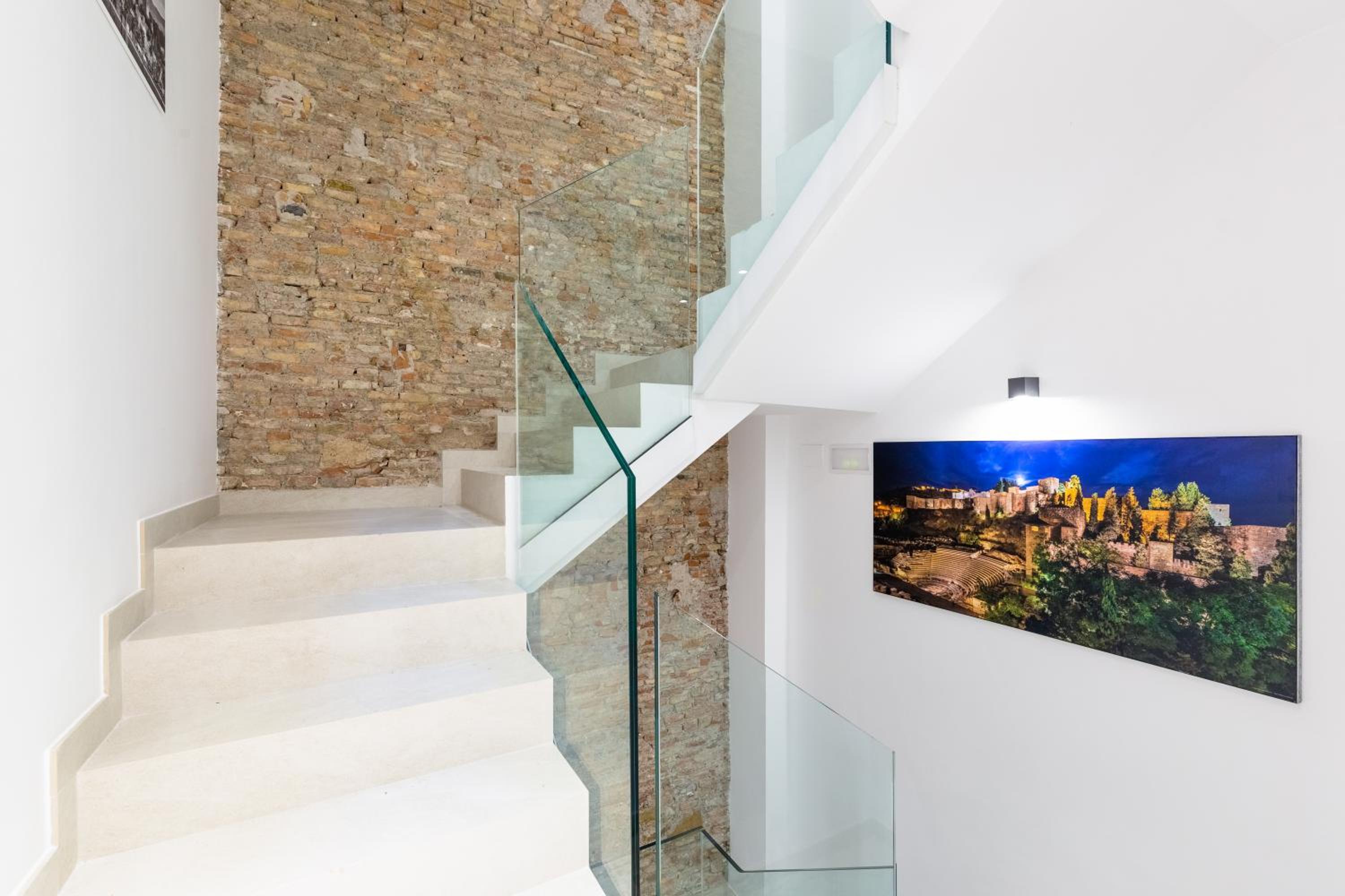 Modern and bright studio - Malaga Center photo 2