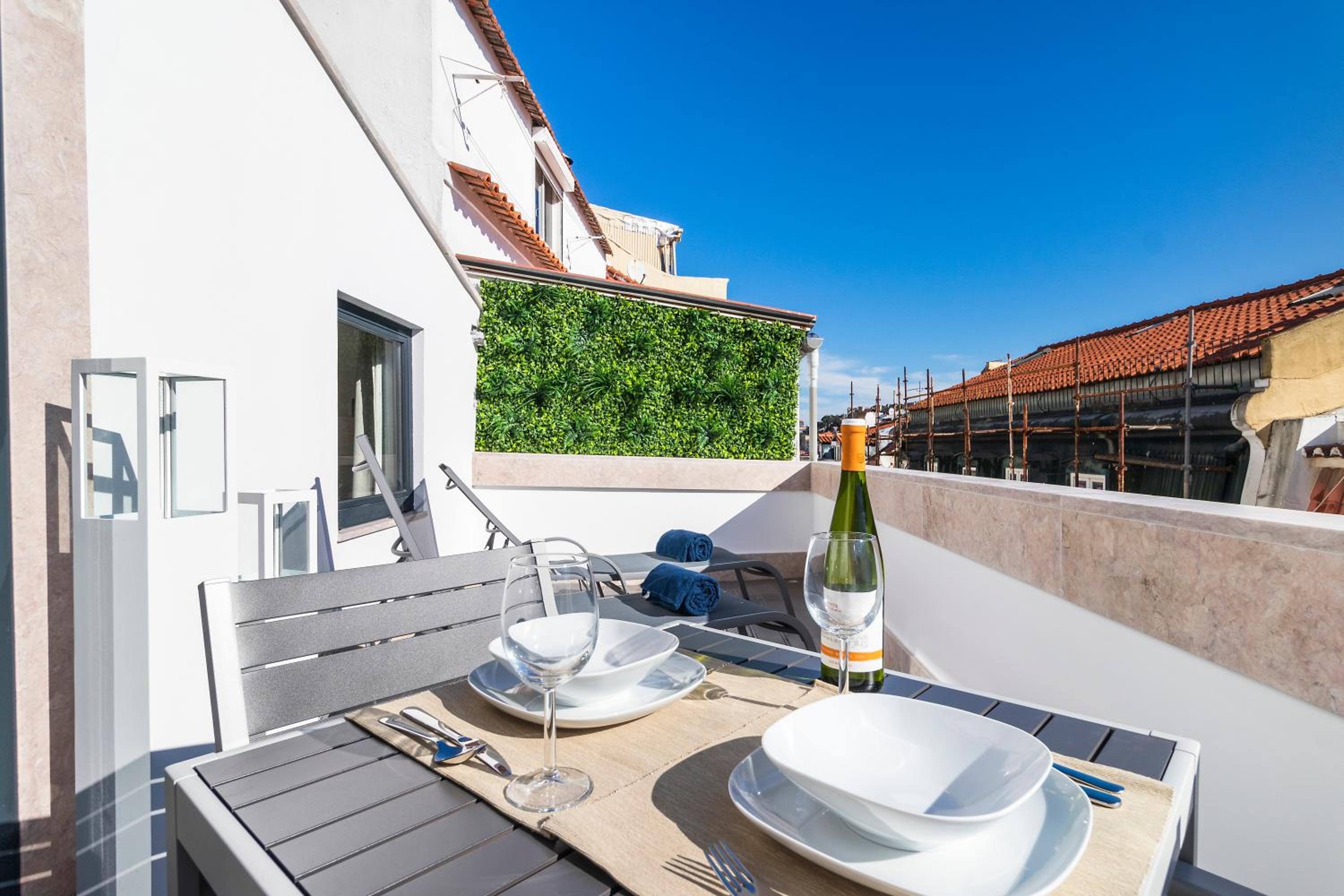Perfect Cool with Terrace view 5