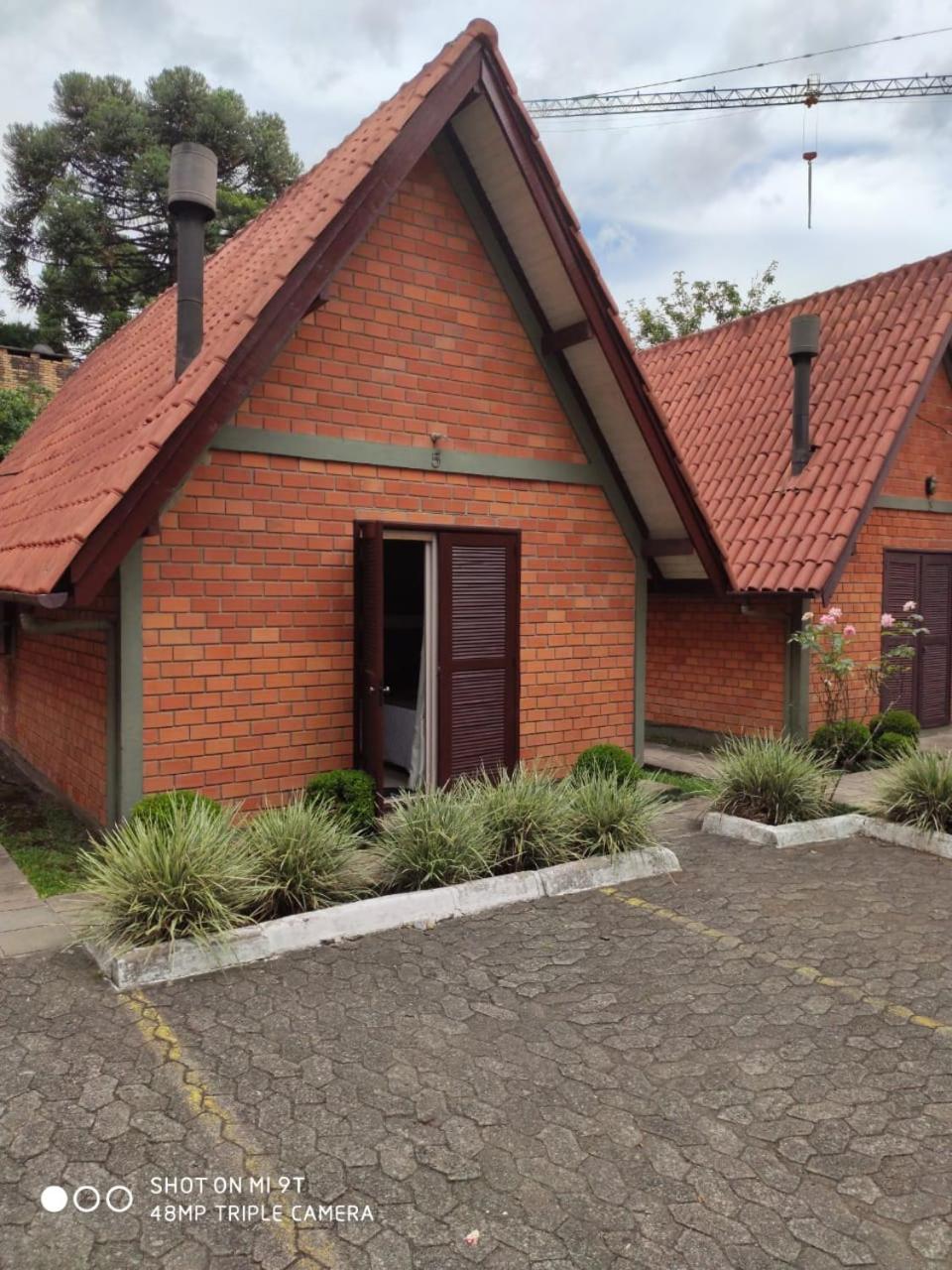 Hotel Cabana Jardim de Flores