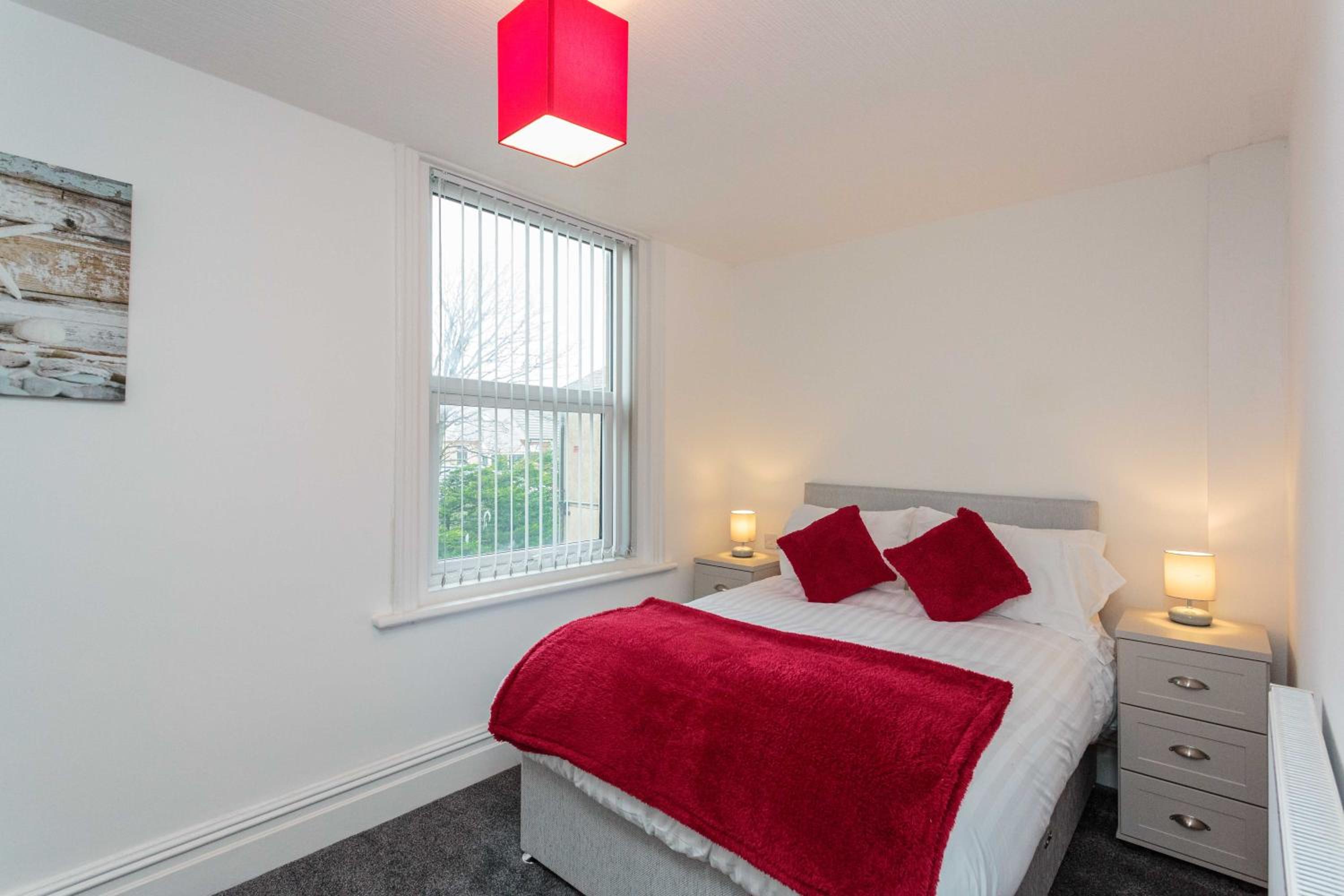 Cherry Property - Berry Apartments view 2