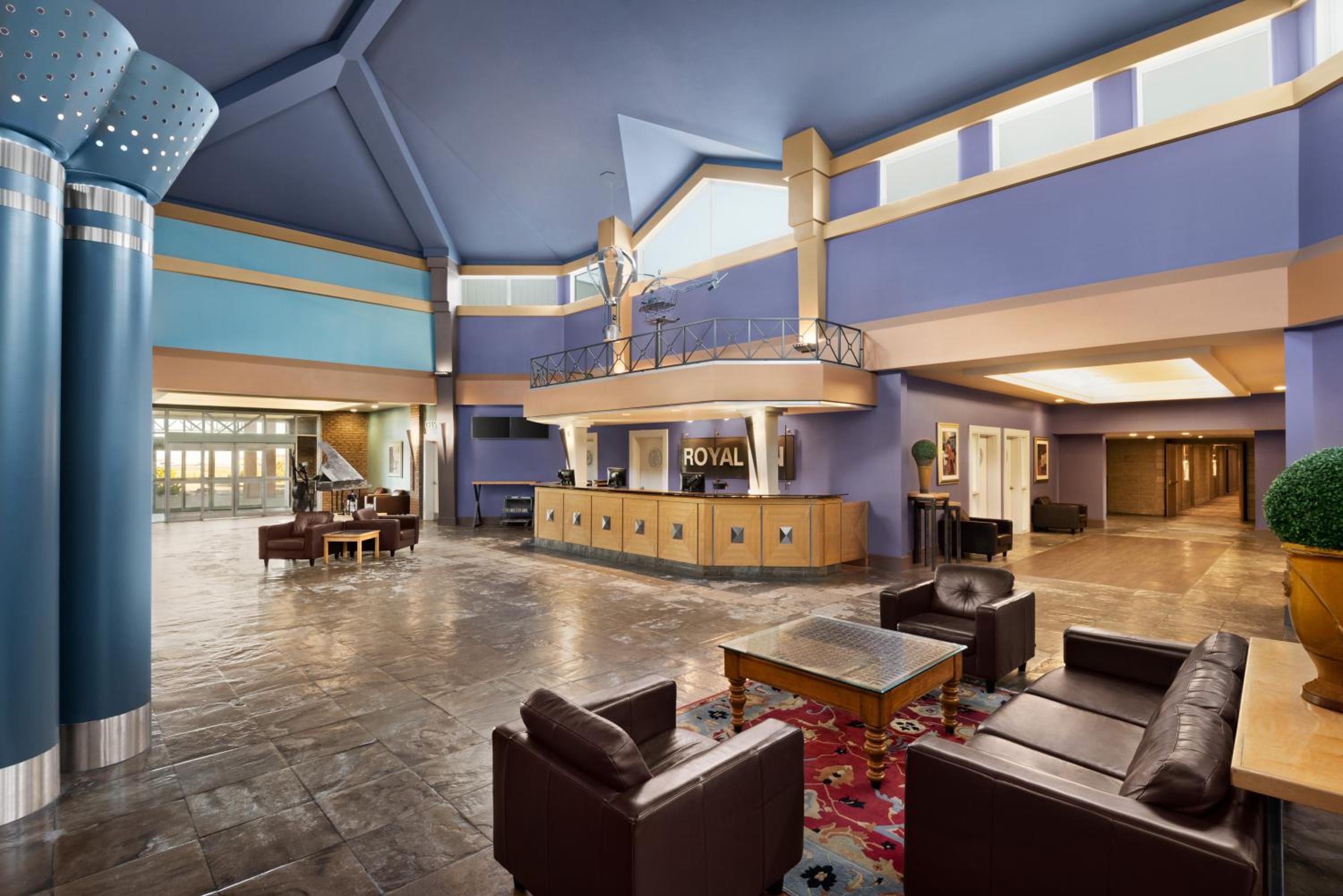 Leduc Vacations - Royal Hotel Edmonton Airport Trademark Collection By Wyndham - Property Image 12