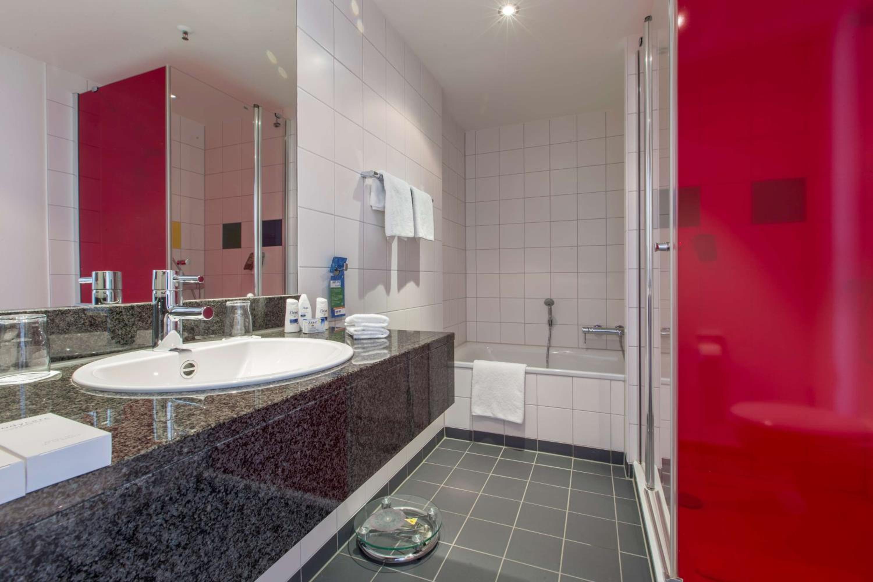 Park Inn by Radisson Frankfurt Airport - Property Image 78