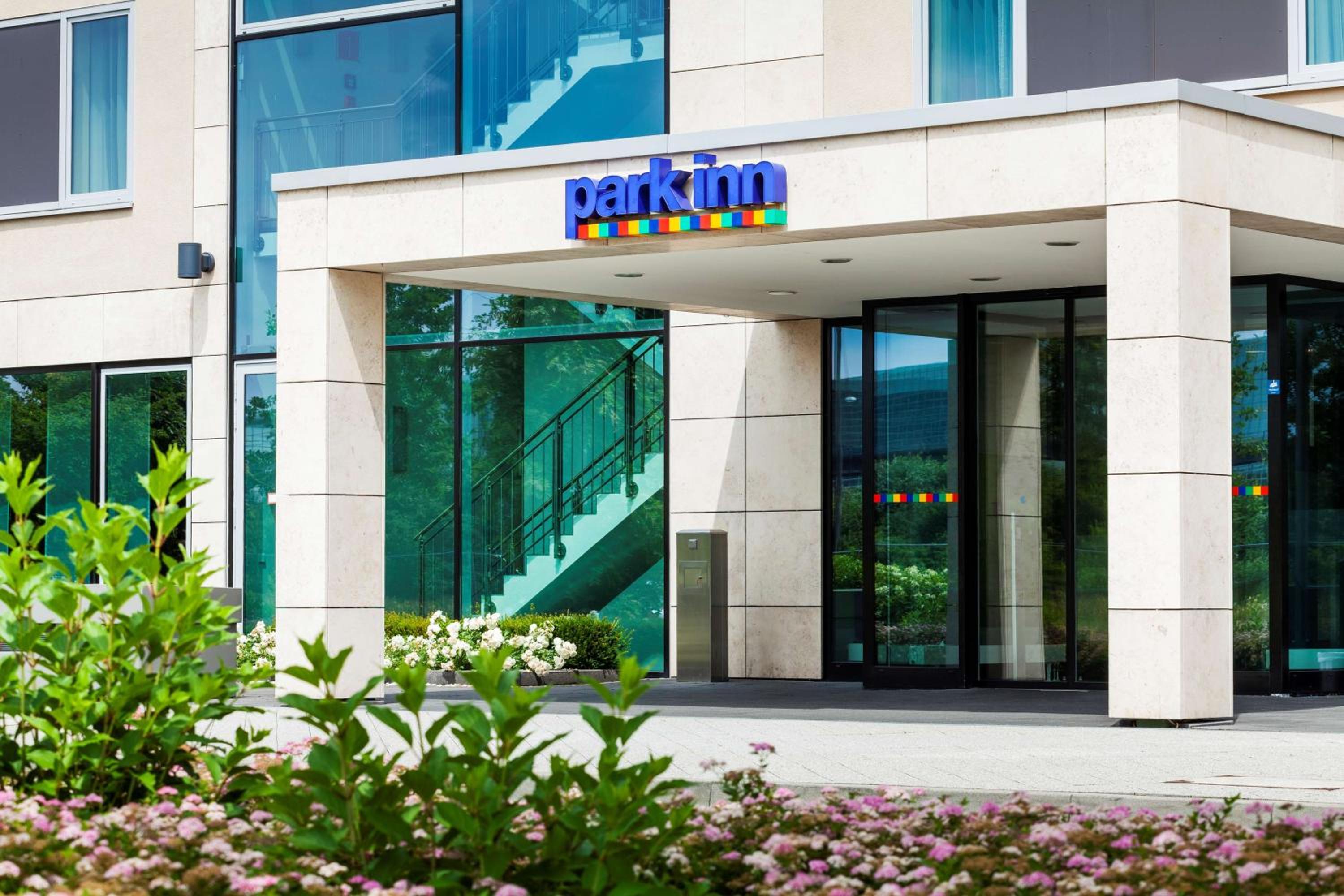 Park Inn by Radisson Frankfurt Airport - Property Image 58