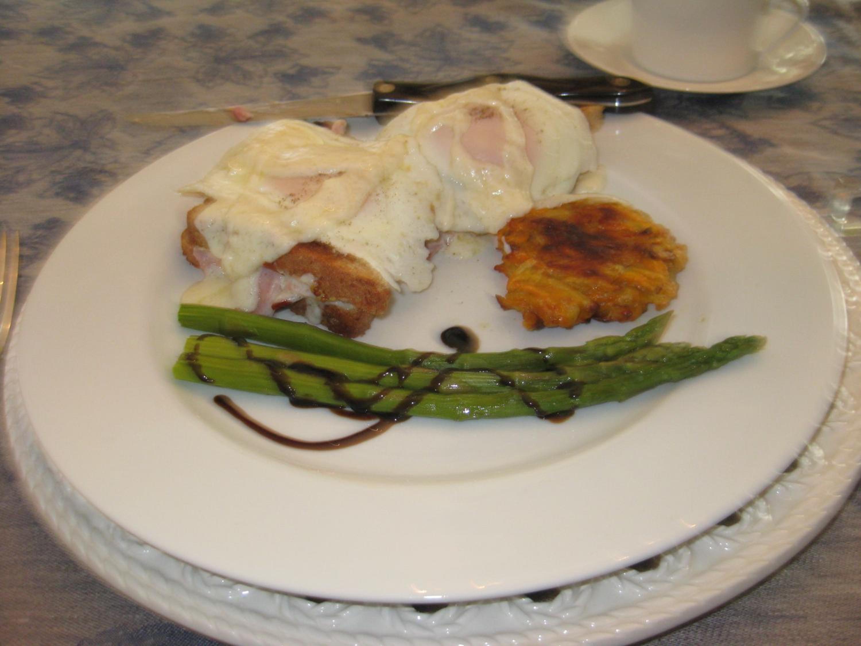 Riverside Gables Bed and Breakfast