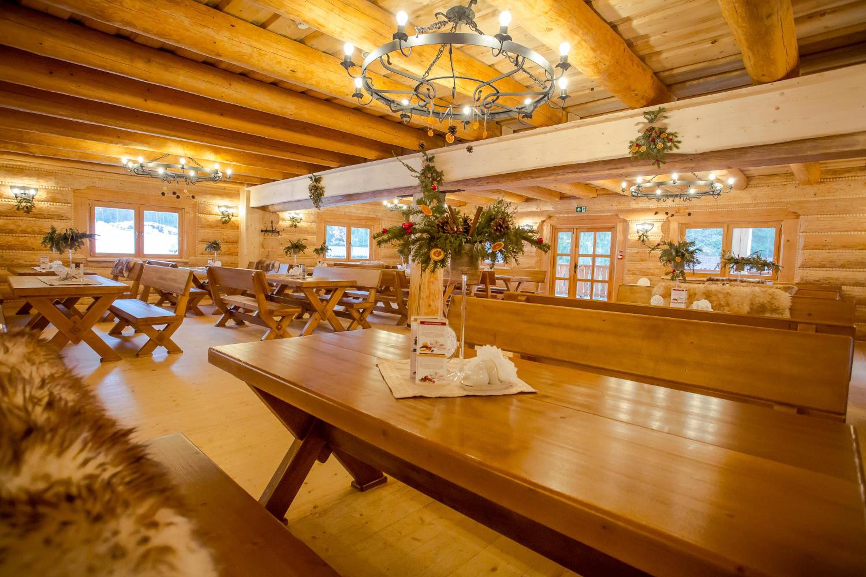 restaurant