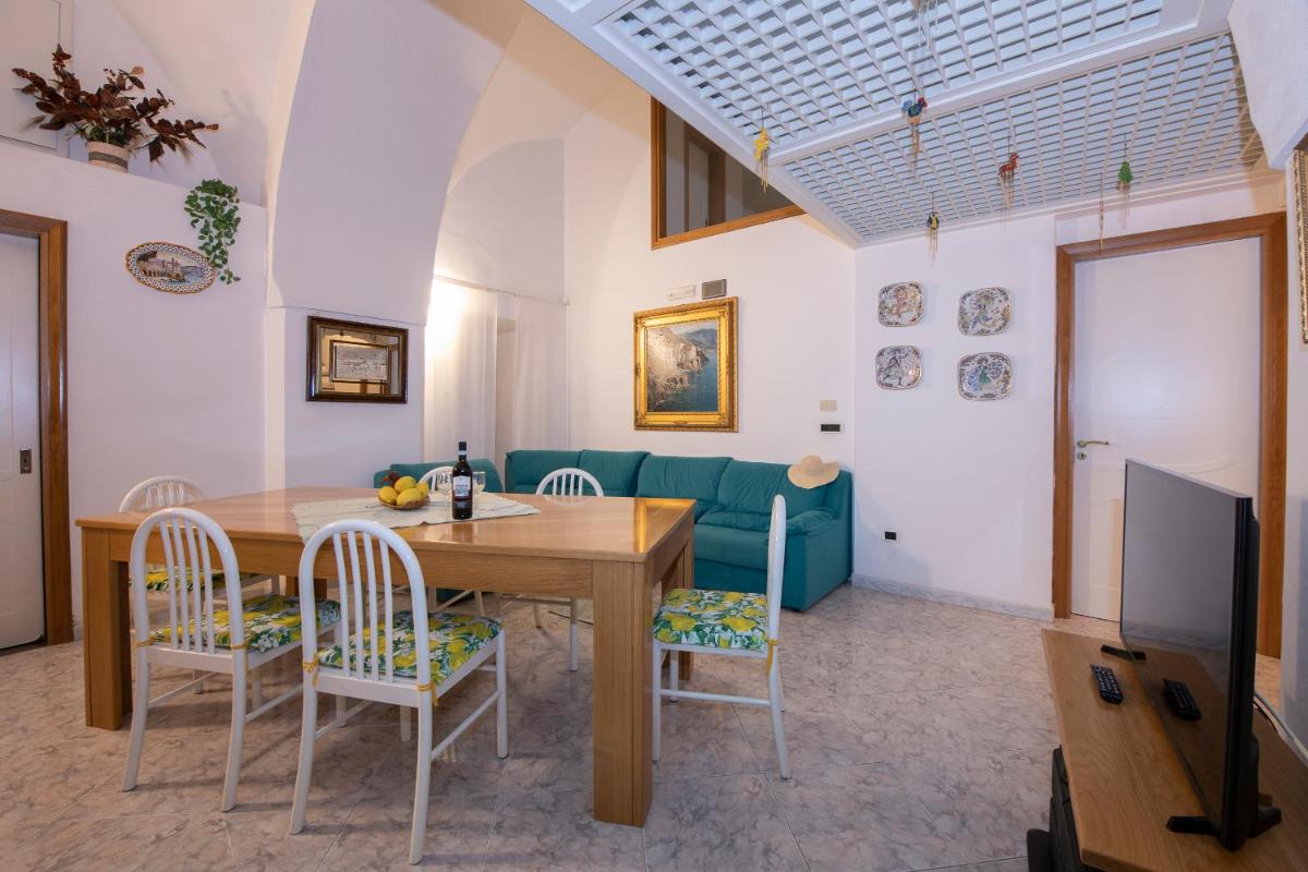 Sorelle Amendola - Amalfi coast - close to the beach photo 3