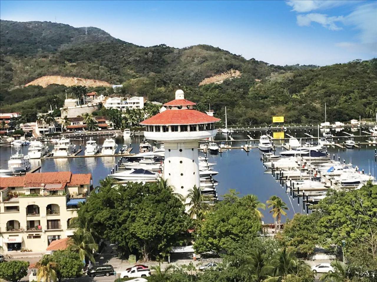 Hotel peninsula ixtapa - Image 1