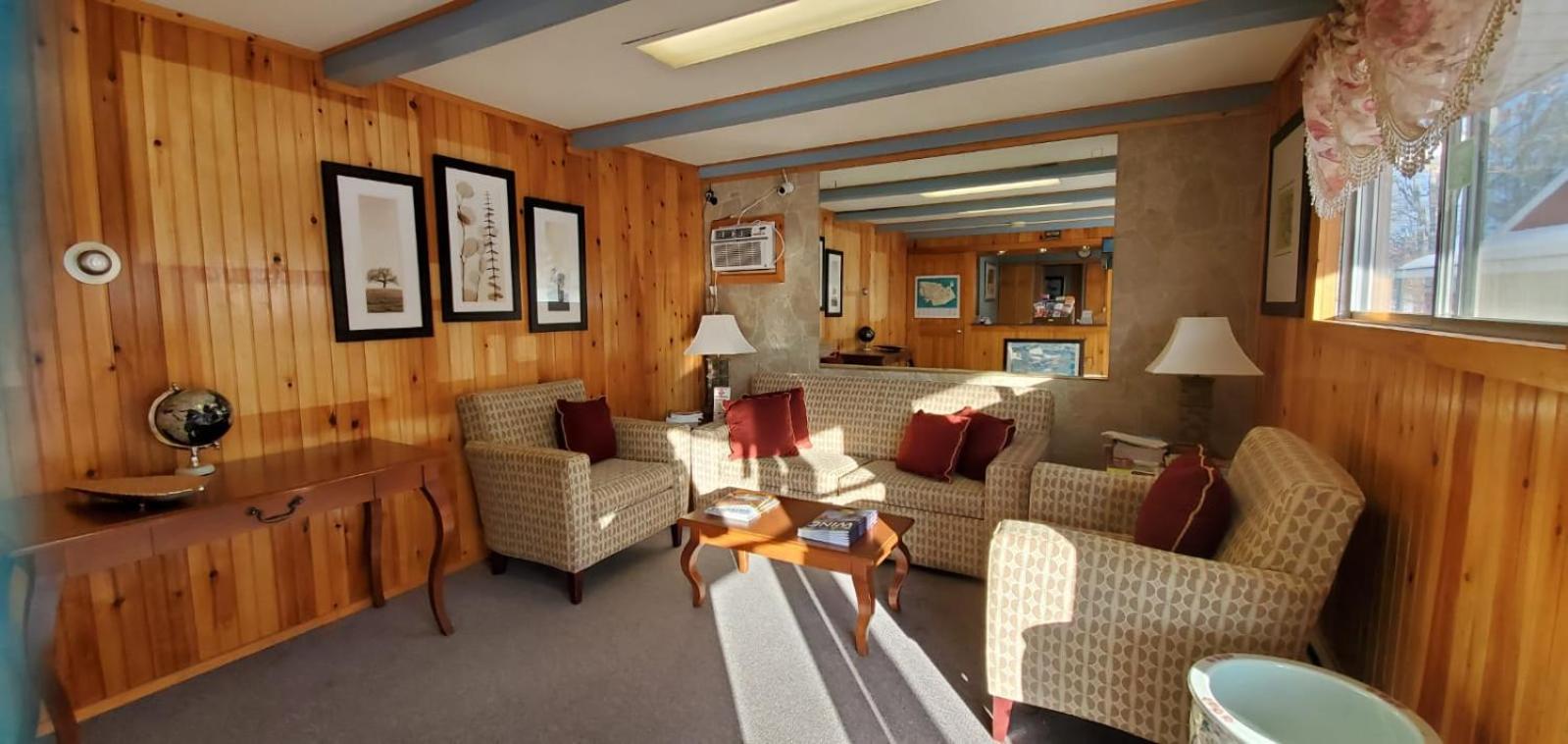 Red Ranch Inn