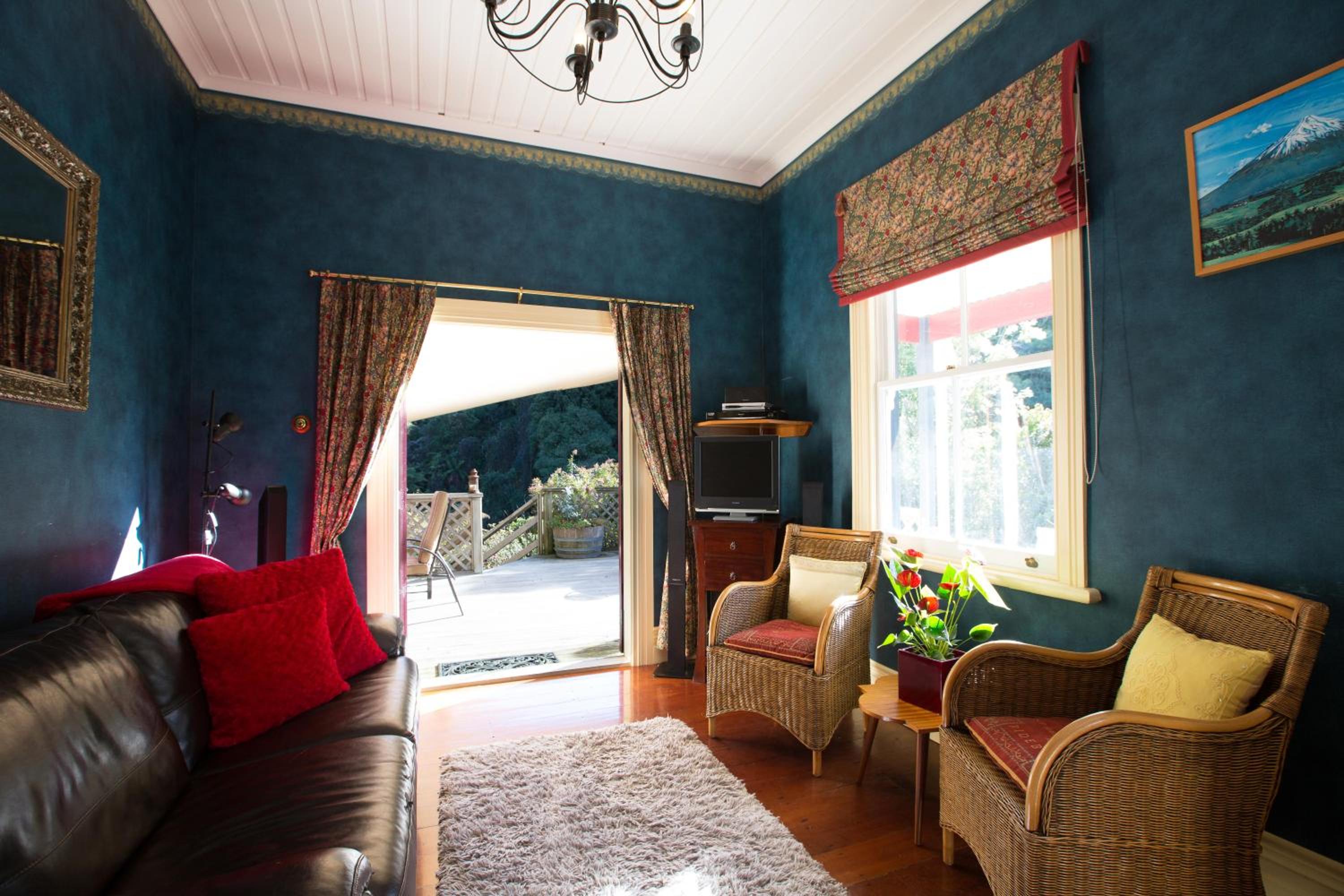 Tairoa Lodge