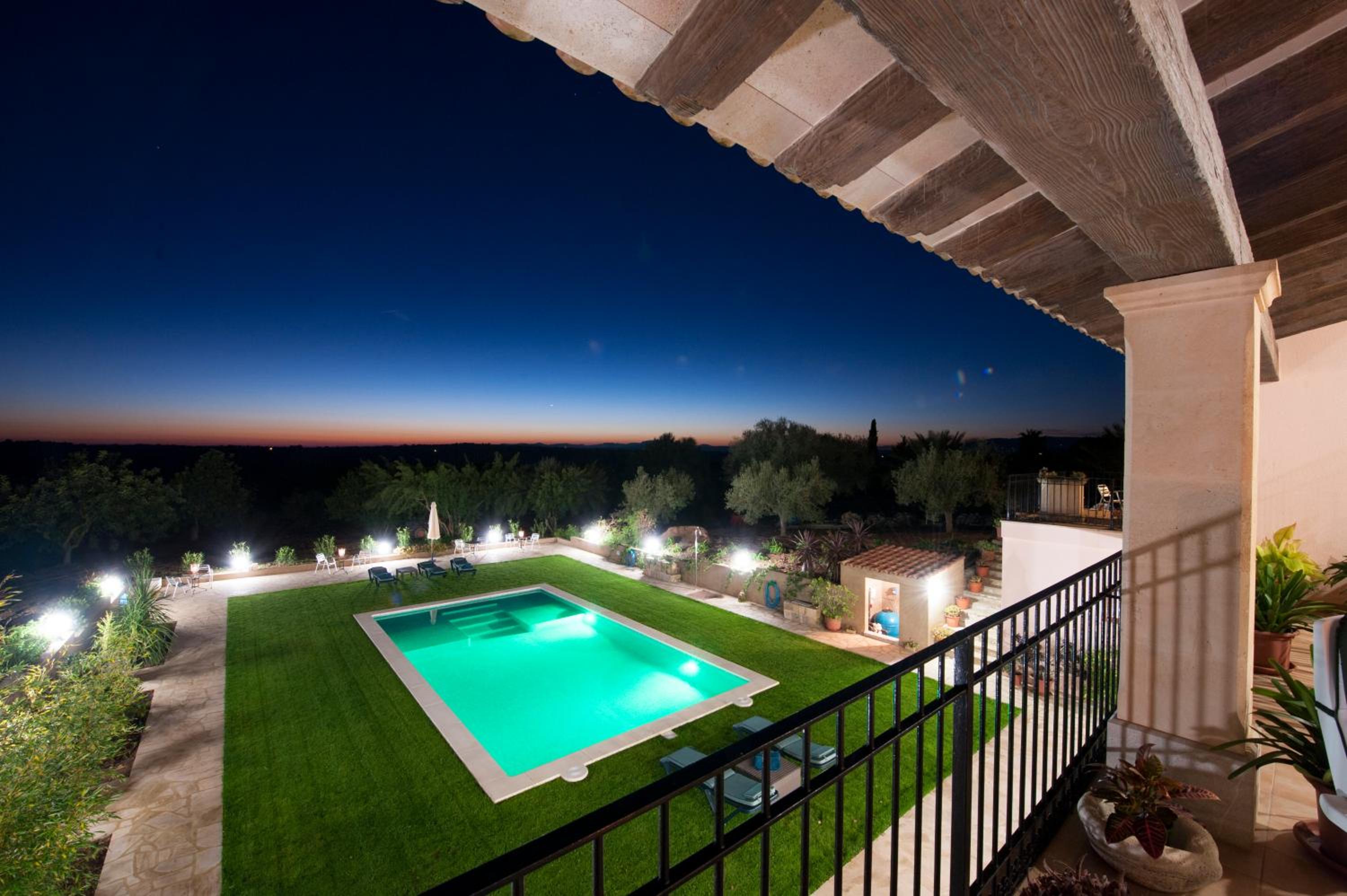 Can Corem de Son Moix - Luxurious 6-bedroom villa just 10 minutes from the beach view 3