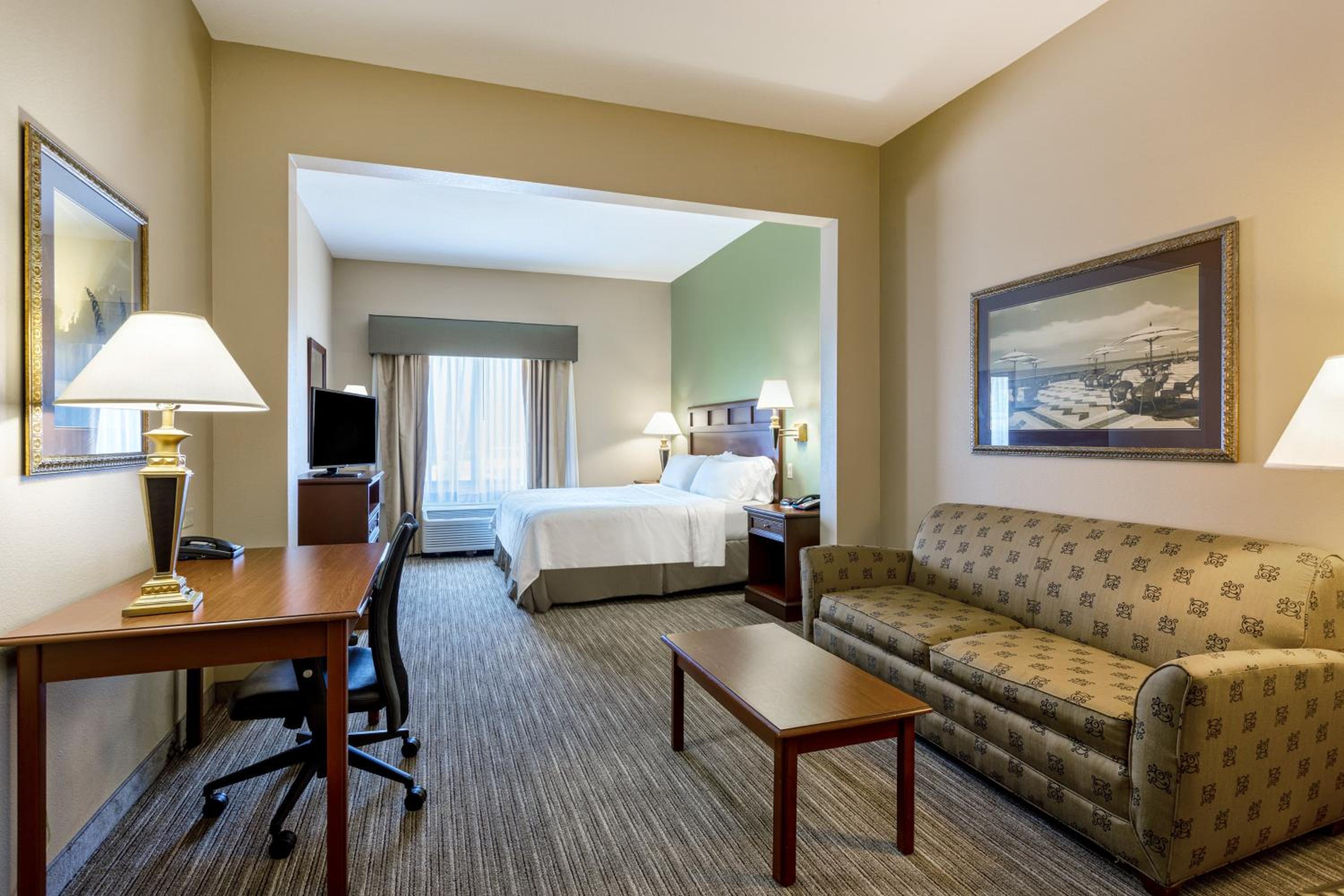 Holiday Inn Express  Suites Bradenton East-Lakewood Ranch, an IHG Hotel - Property Image 5