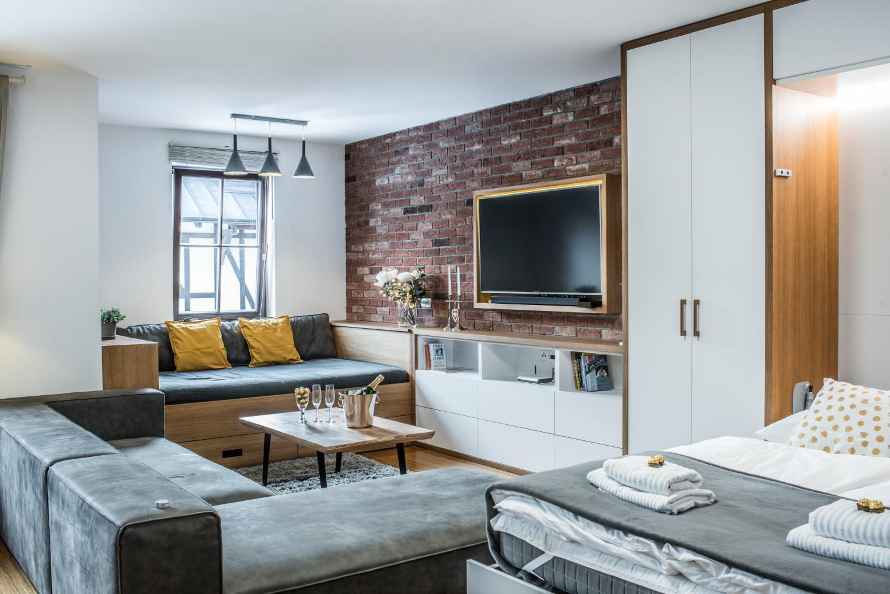 Savoy Luxury Apartment view 5