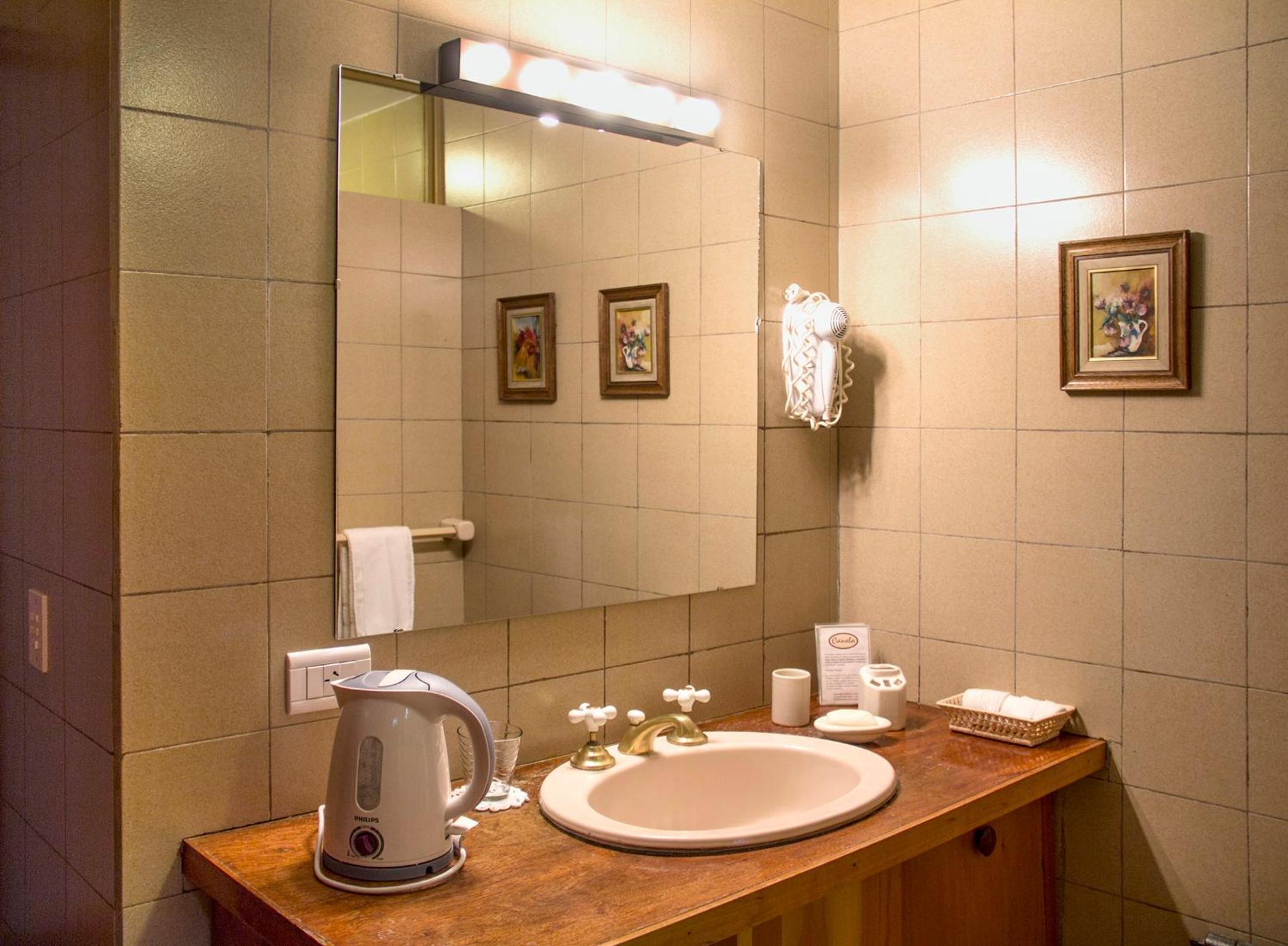 Hostería Canela B&B