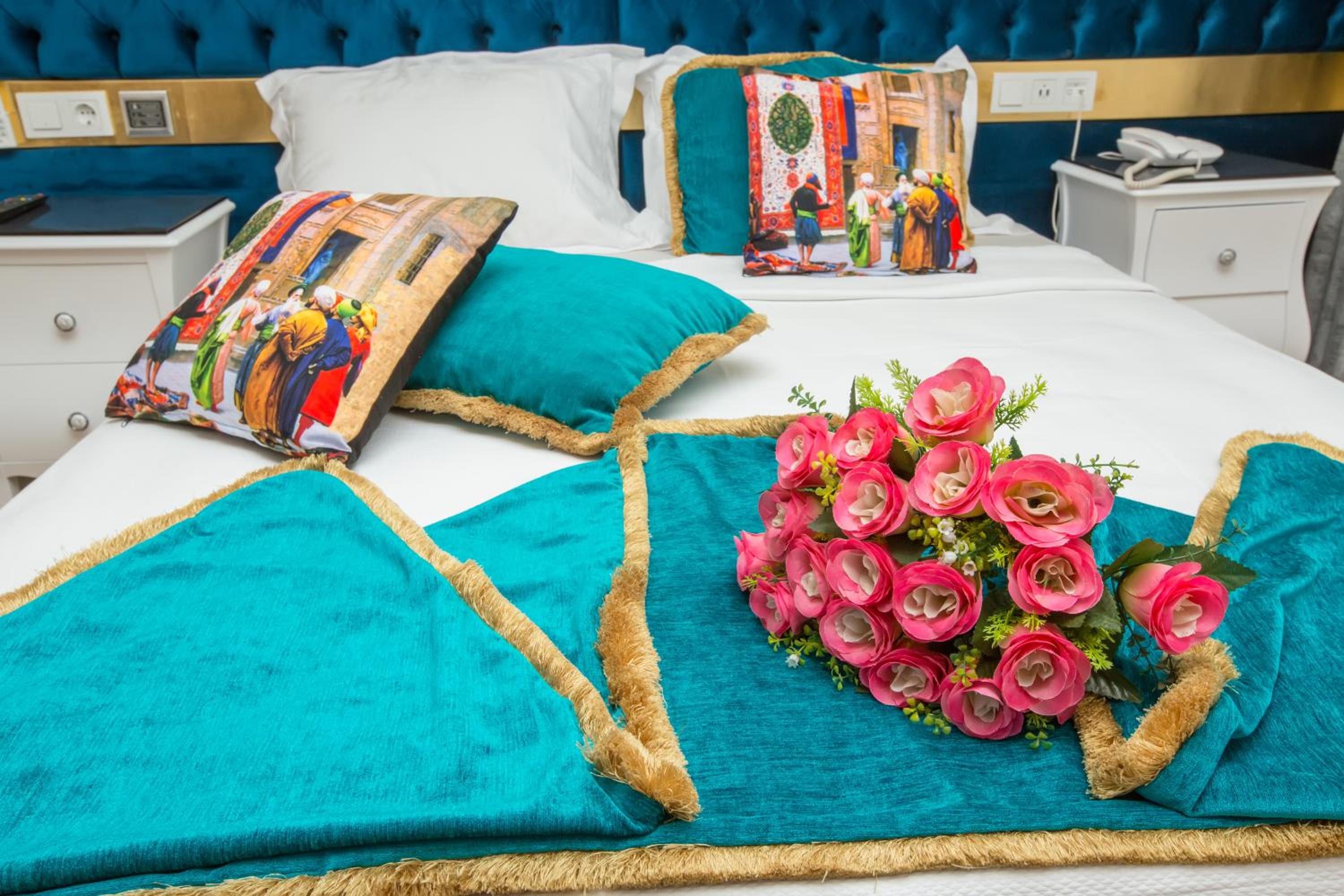 Atlantis Royal Otel - Image 16