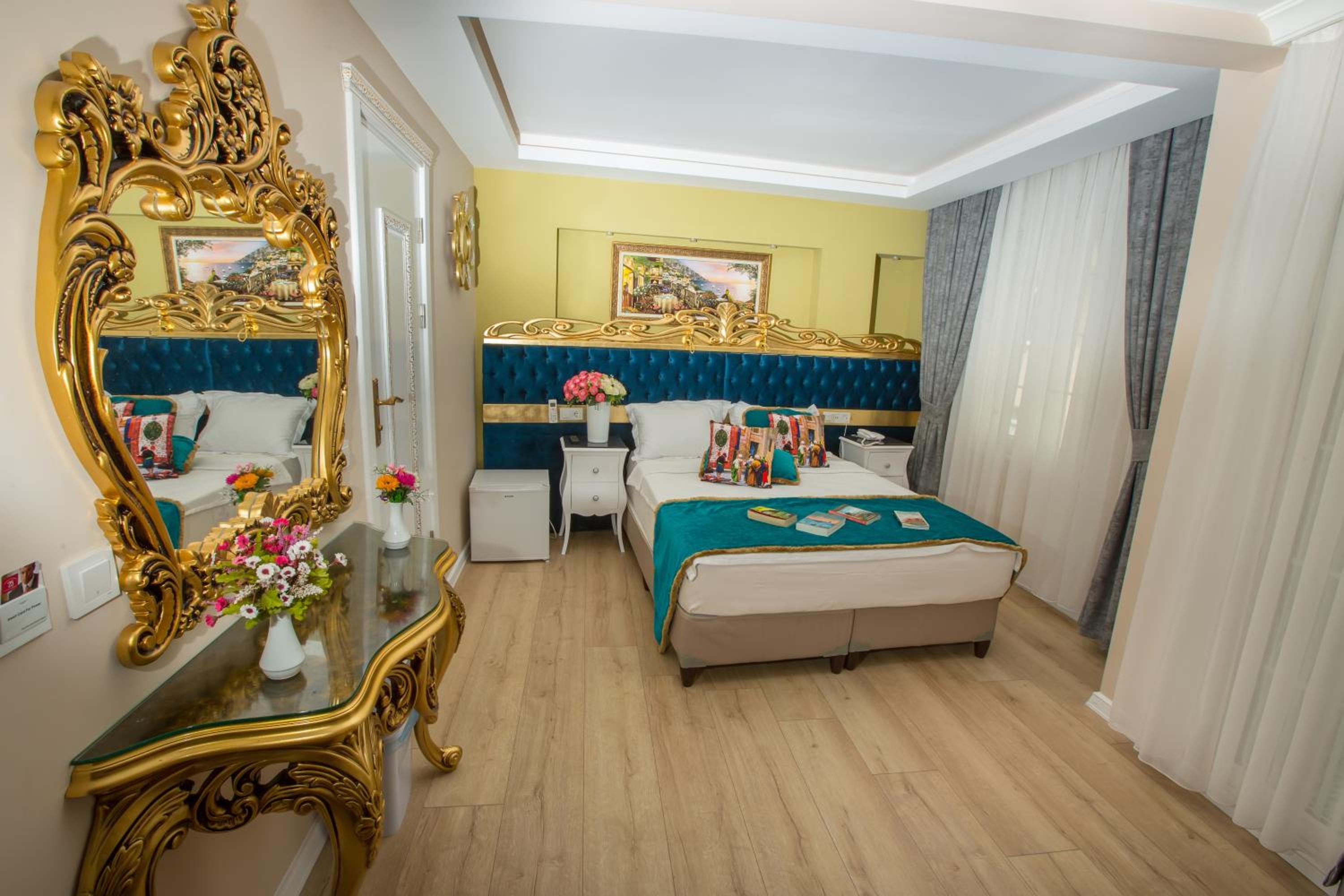 Atlantis Royal Otel - Image 26