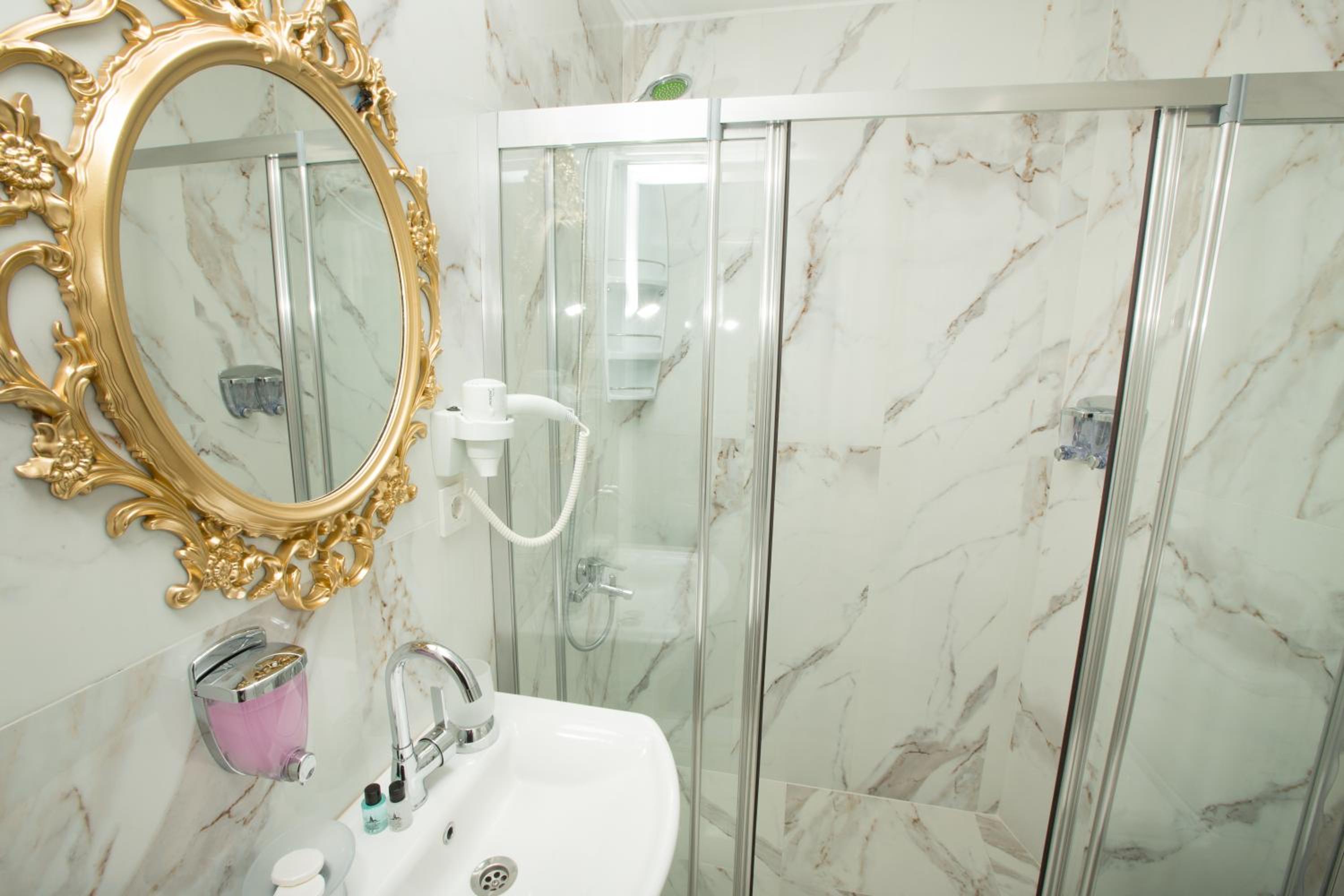 Atlantis Royal Otel - Image 32