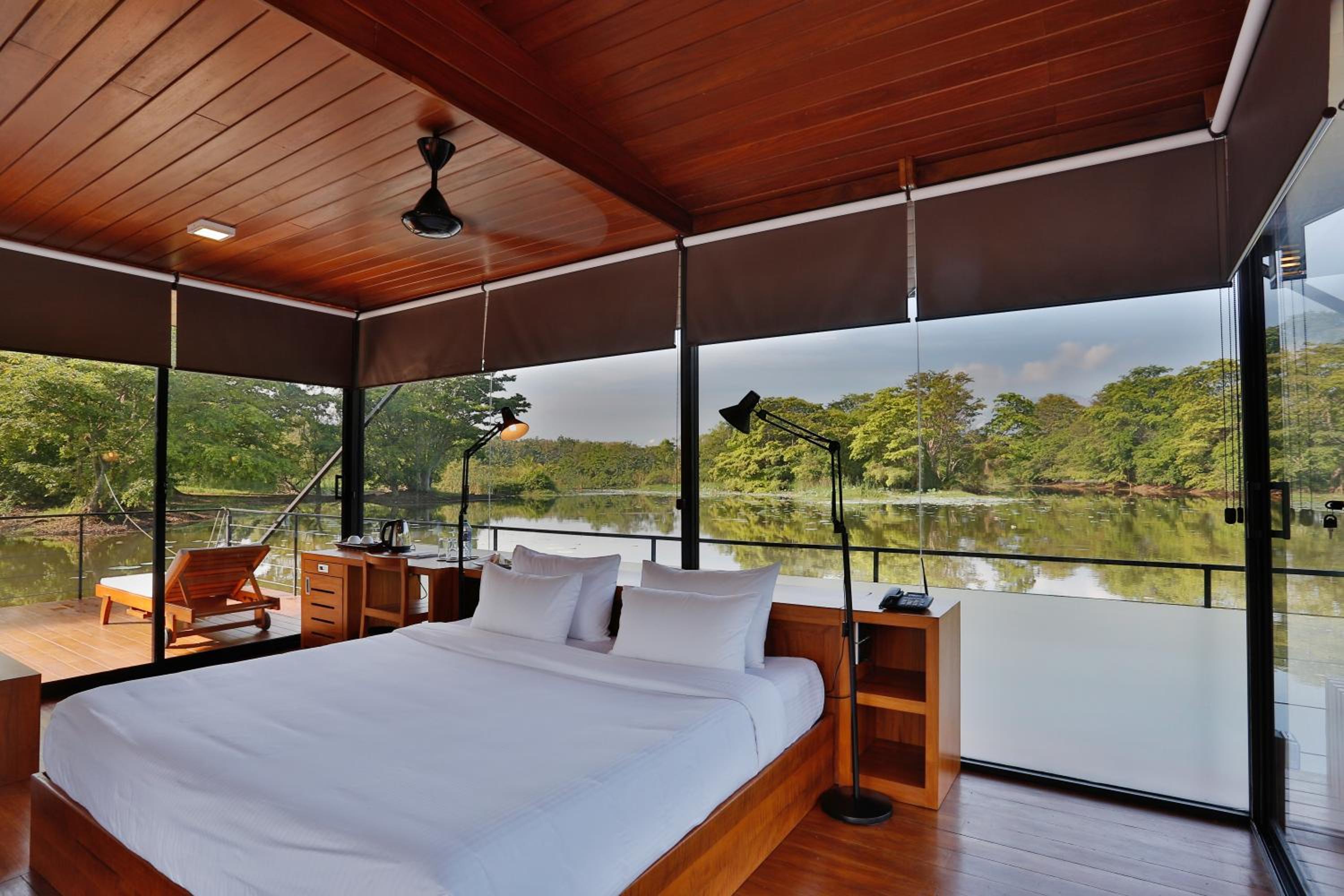 Kalundewa Retreat