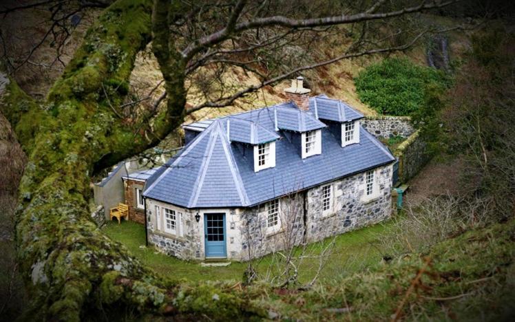 Find Me Out Holiday Cottage Craigengillan Estate
