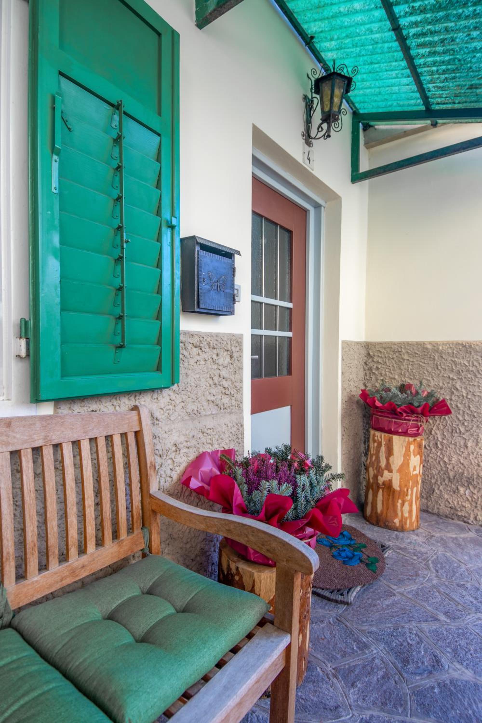 Villa Noce 1 - apartment with garden view 2