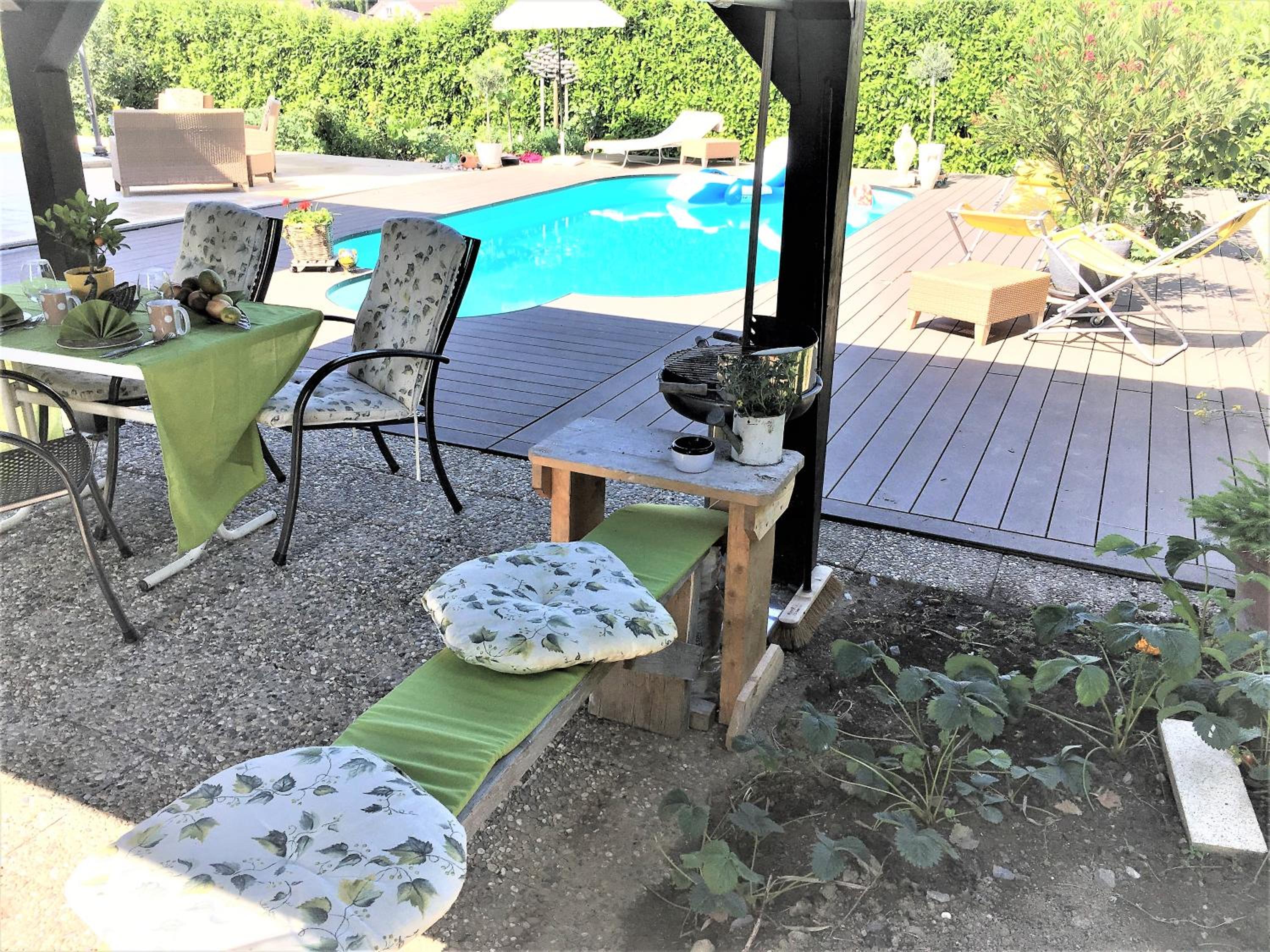 Cozy 2.5 Apartment with Swimmingpool