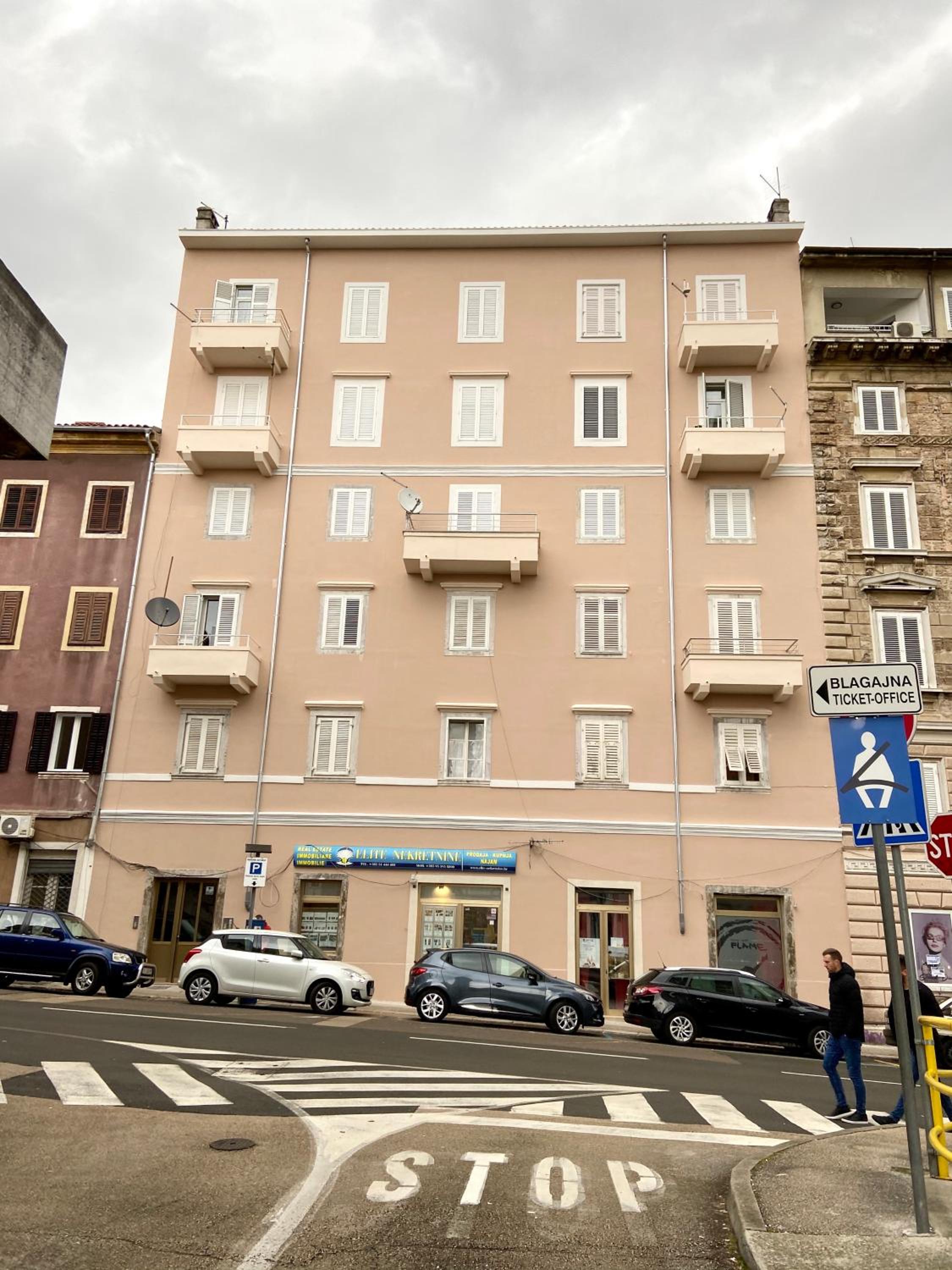 Hotel Central Rijeka Apartments CIOTTINA 24 - Image 1