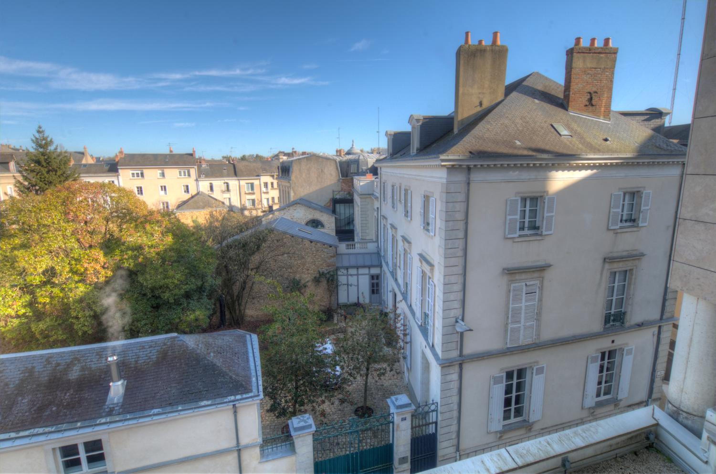 L'HOTEL PARTICULIER - LE MANS view 3