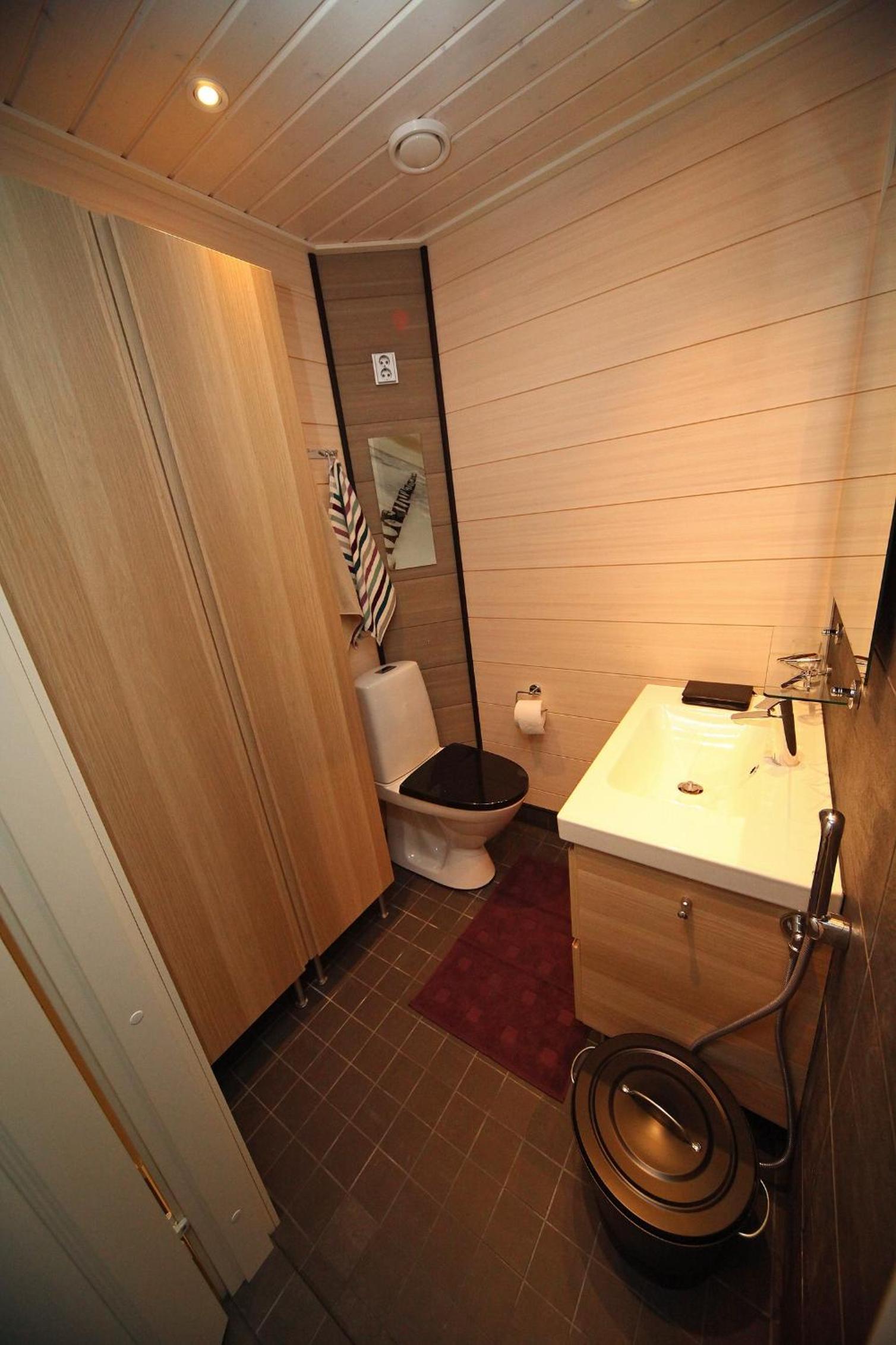 Photo 9
