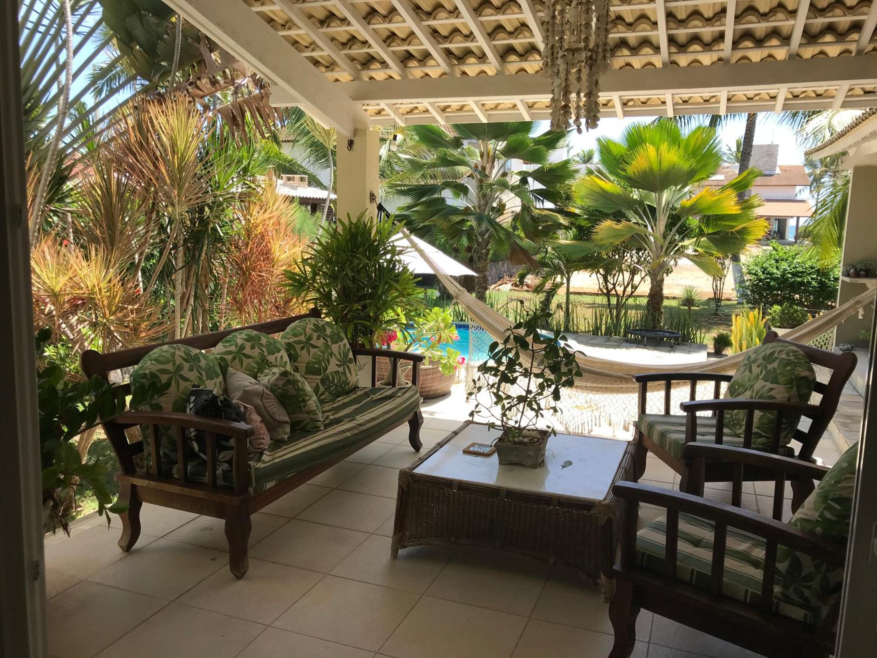Casa de Praia Porto de Galinhas, Muro Alto