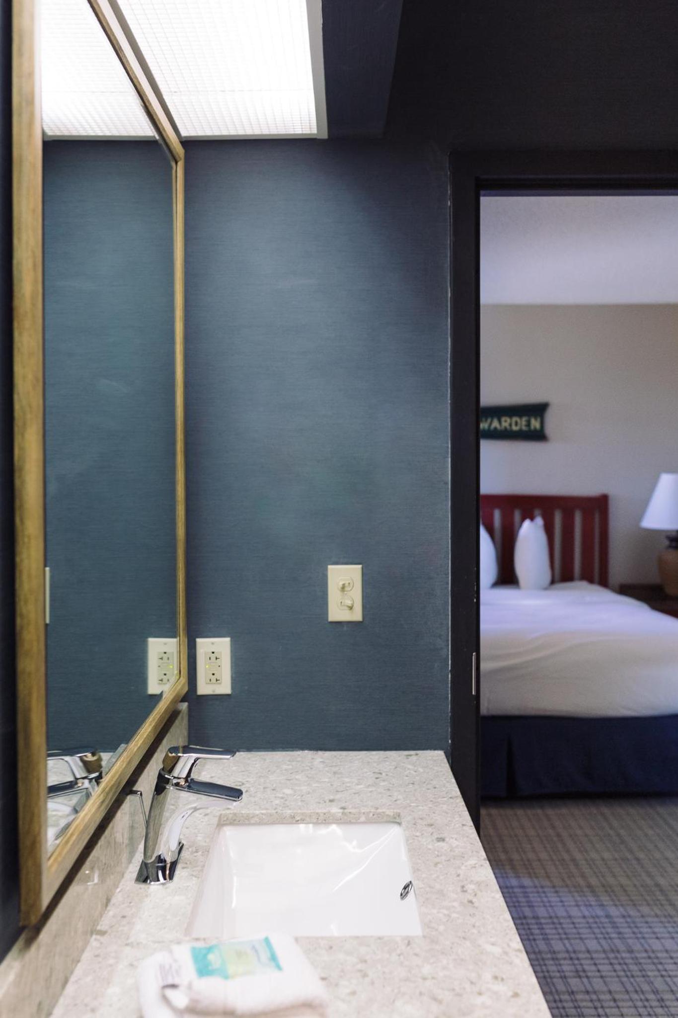 Wildwood Lodge Suites - Property Image 15