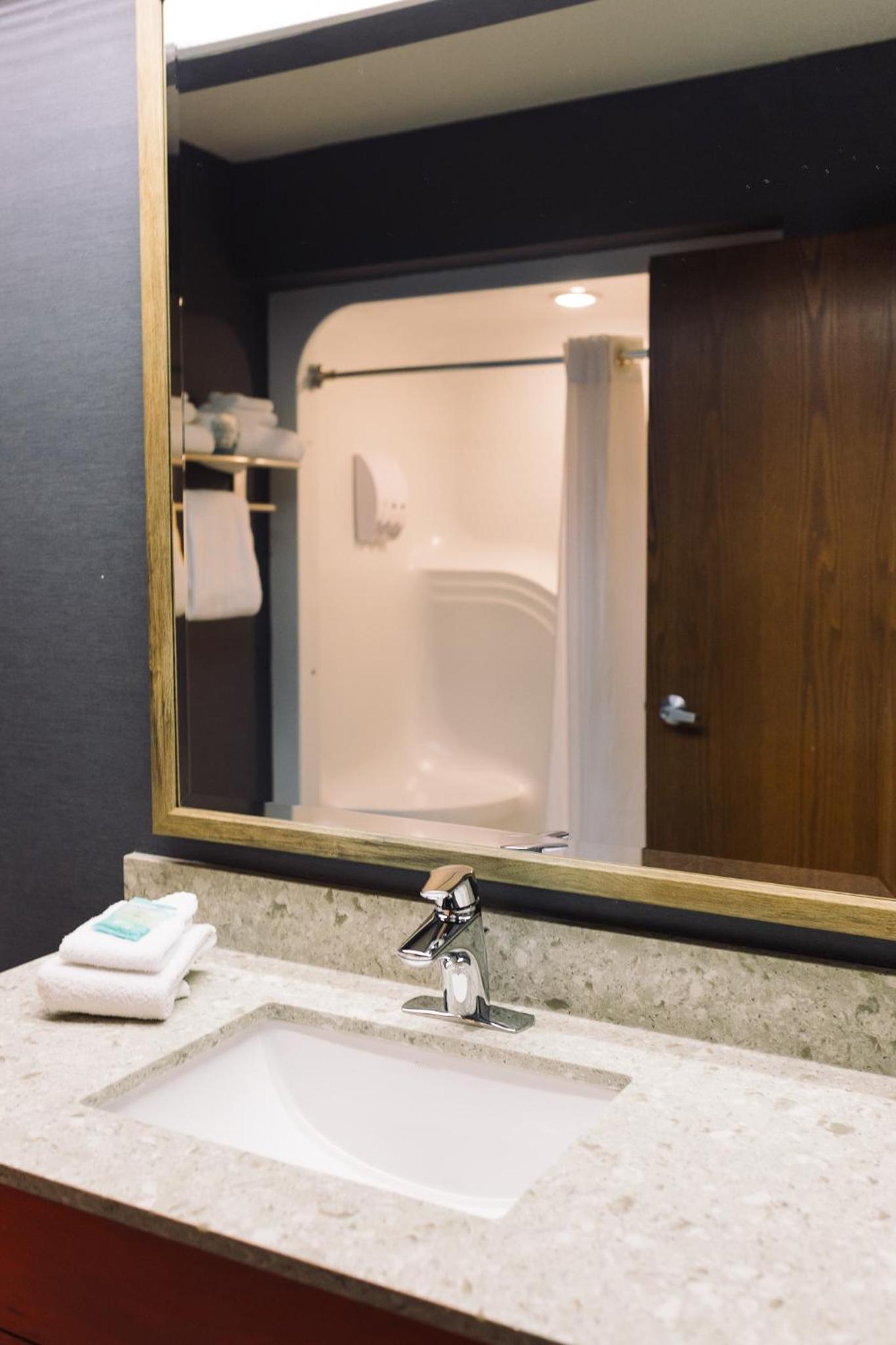 Wildwood Lodge Suites - Property Image 14