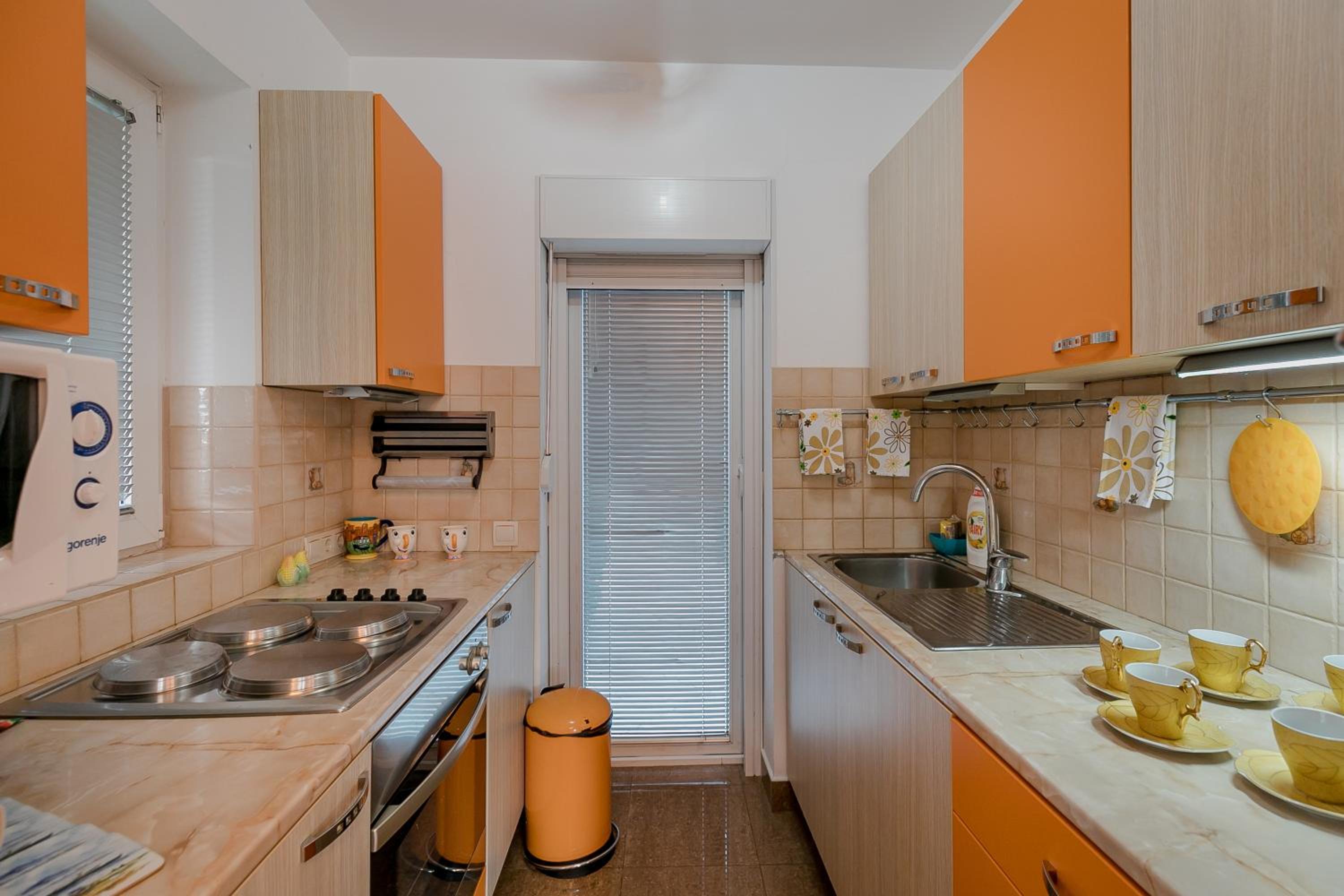 Palm Point Apartment