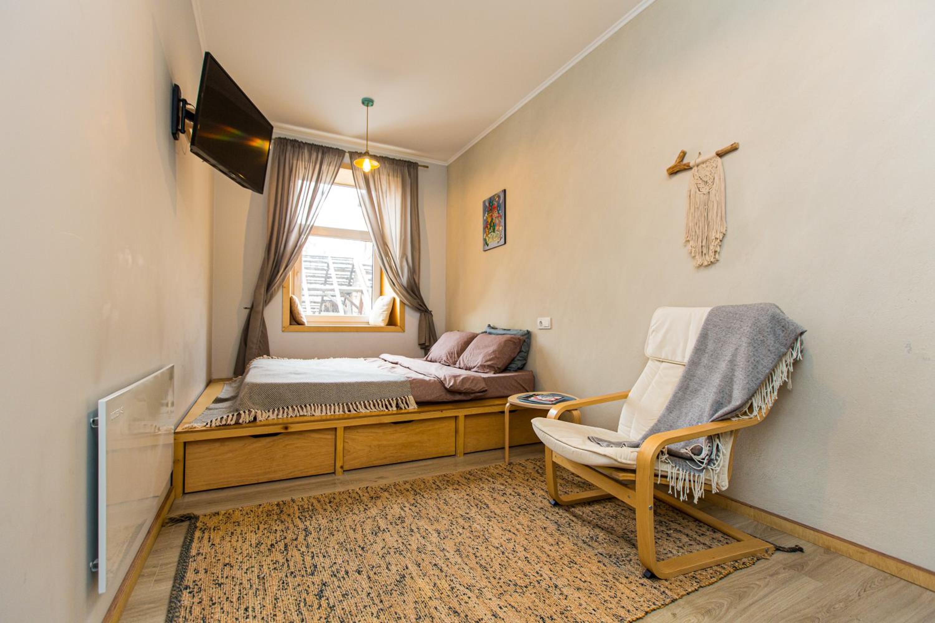 Modern apartment on Lemkivska