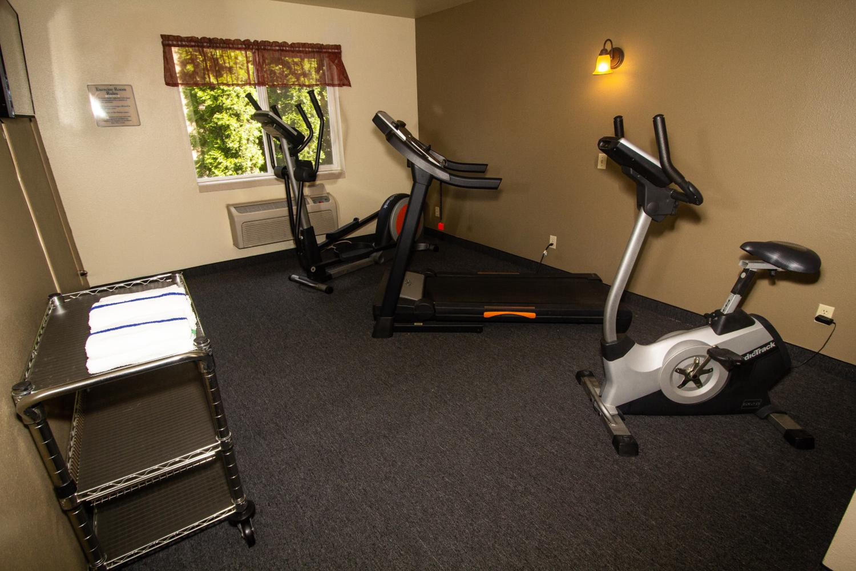 FairBridge Inn & Suites Kellogg view 2