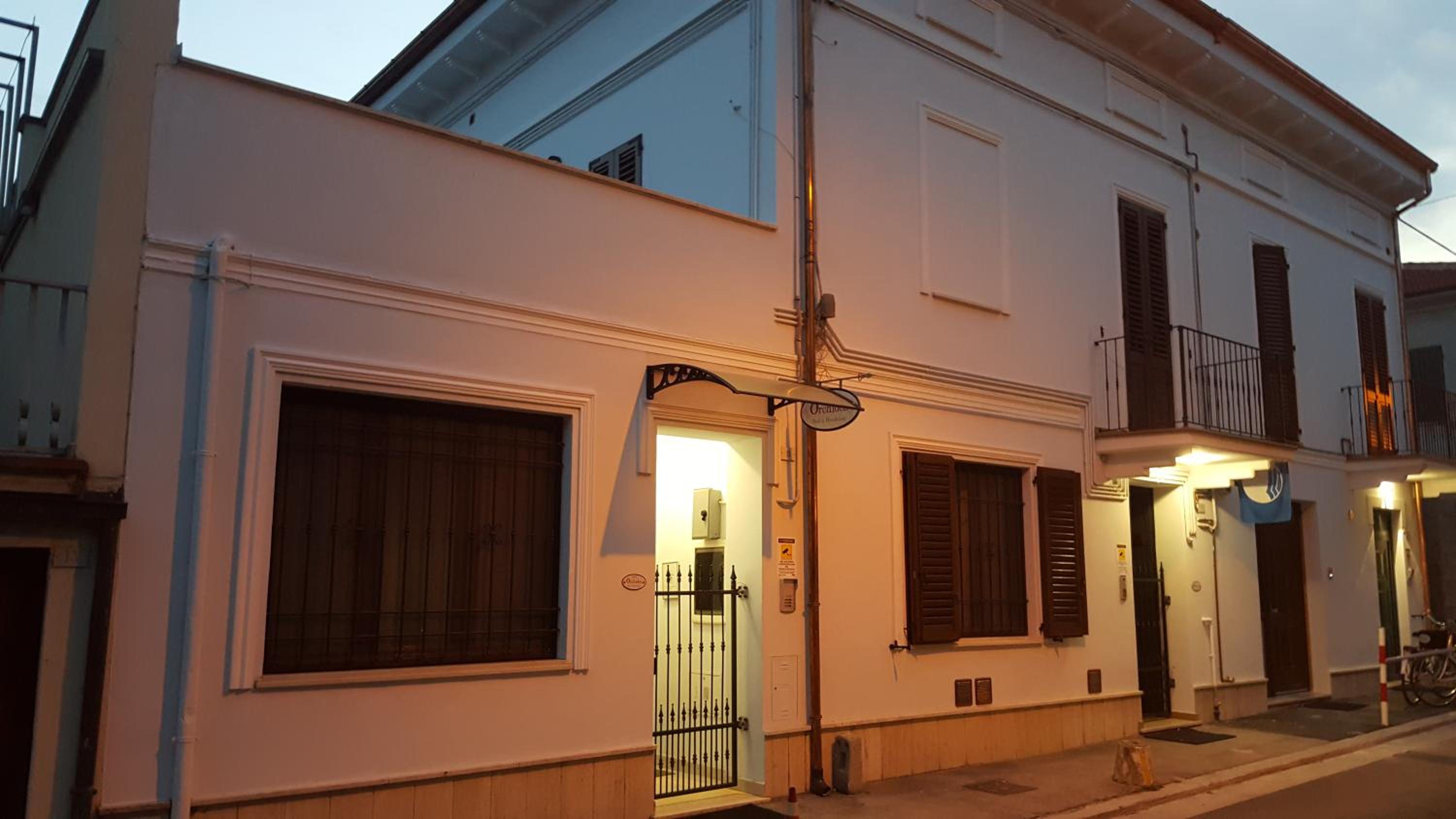 Orchidea Rooms & Suites