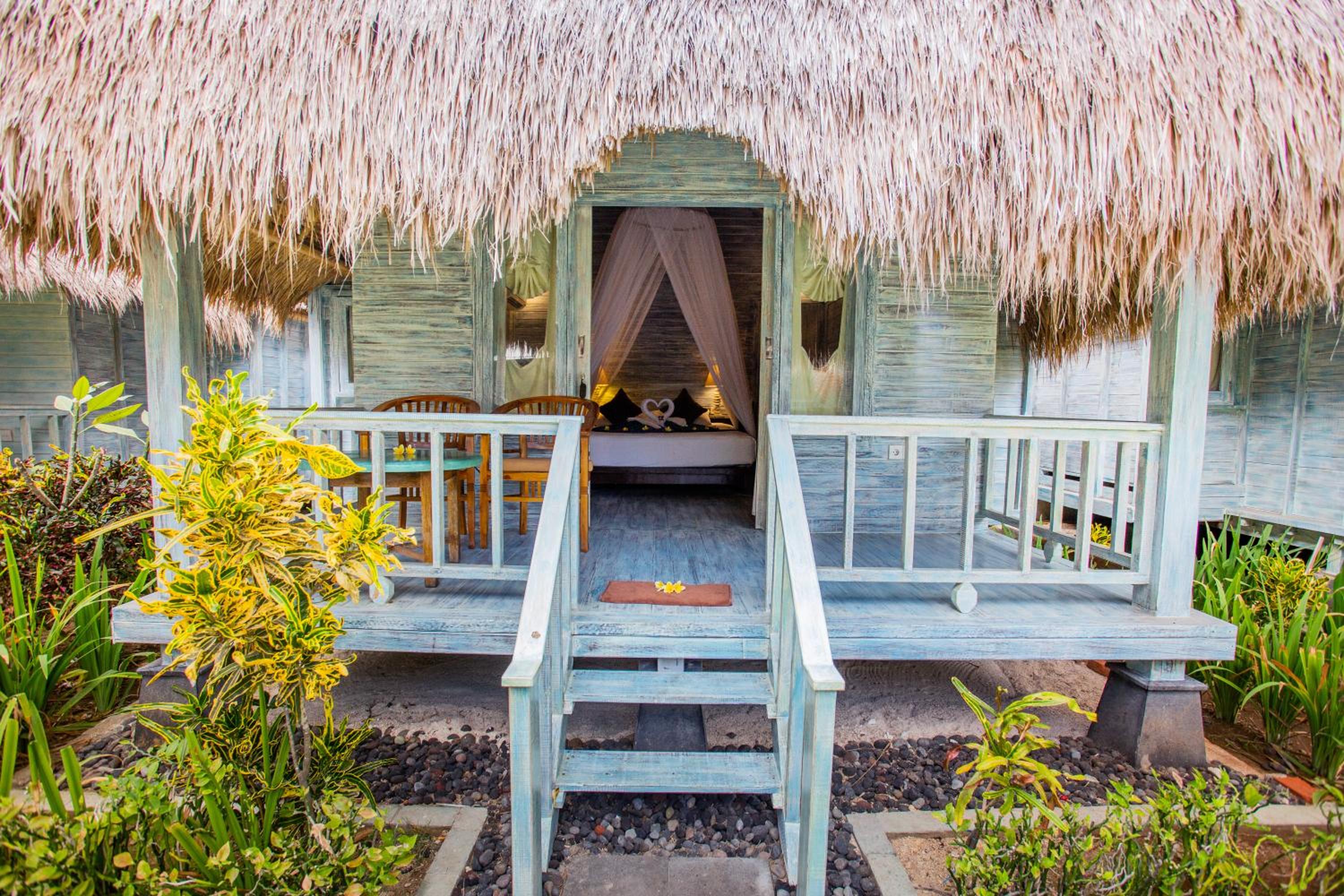 TS Hut Lembongan