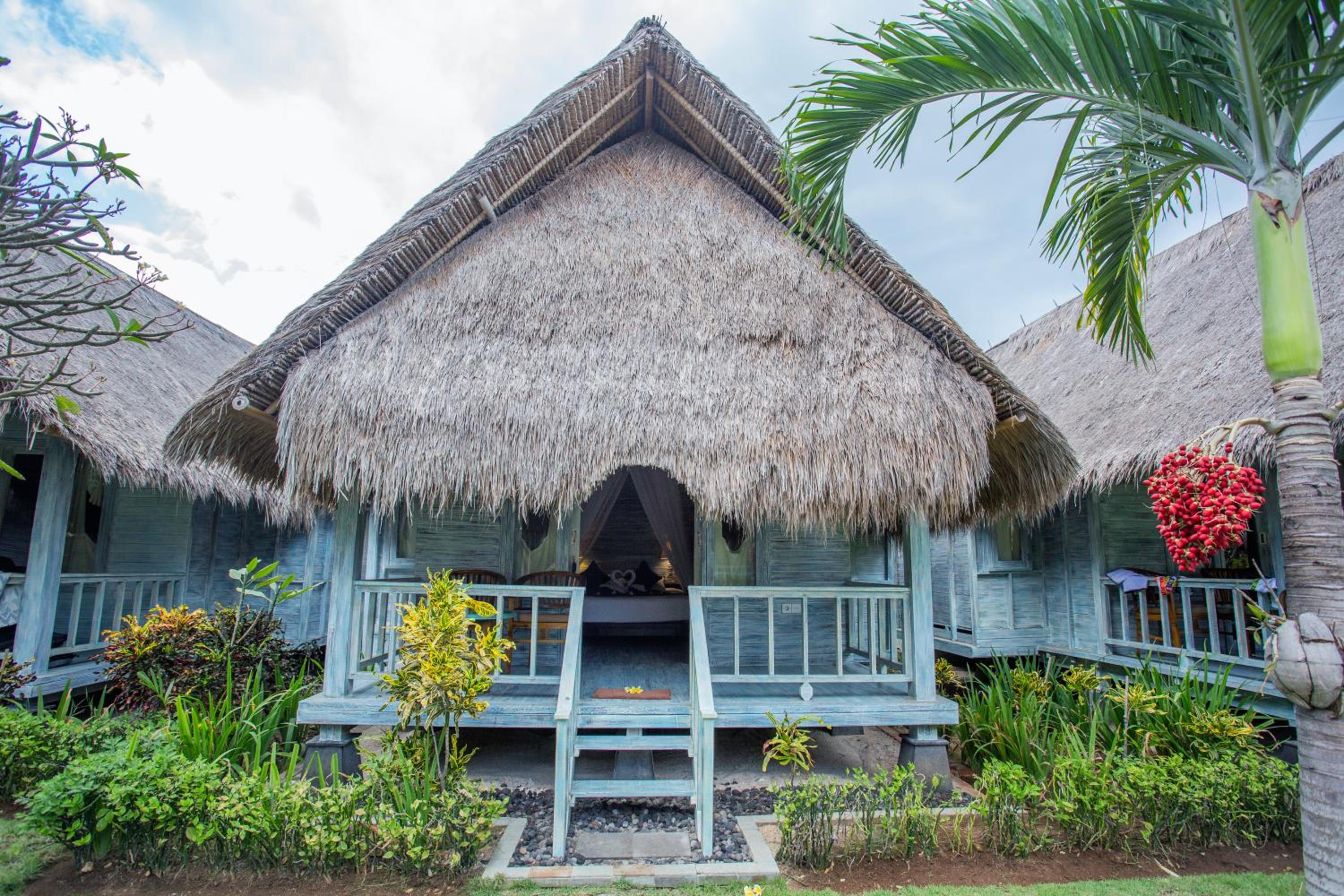 TS Hut Lembongan