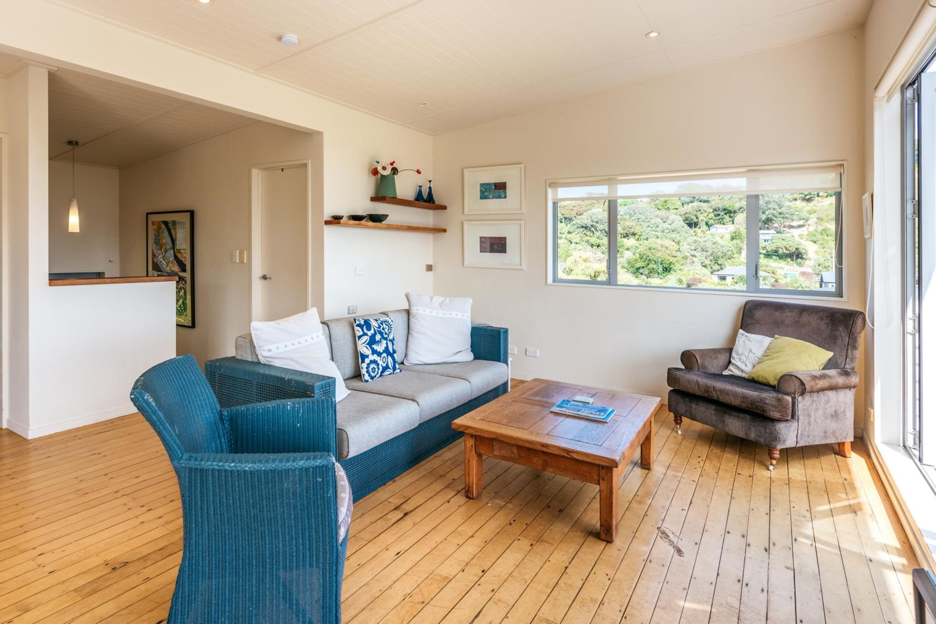 Alison's Place - Onetangi Holiday Home view 3