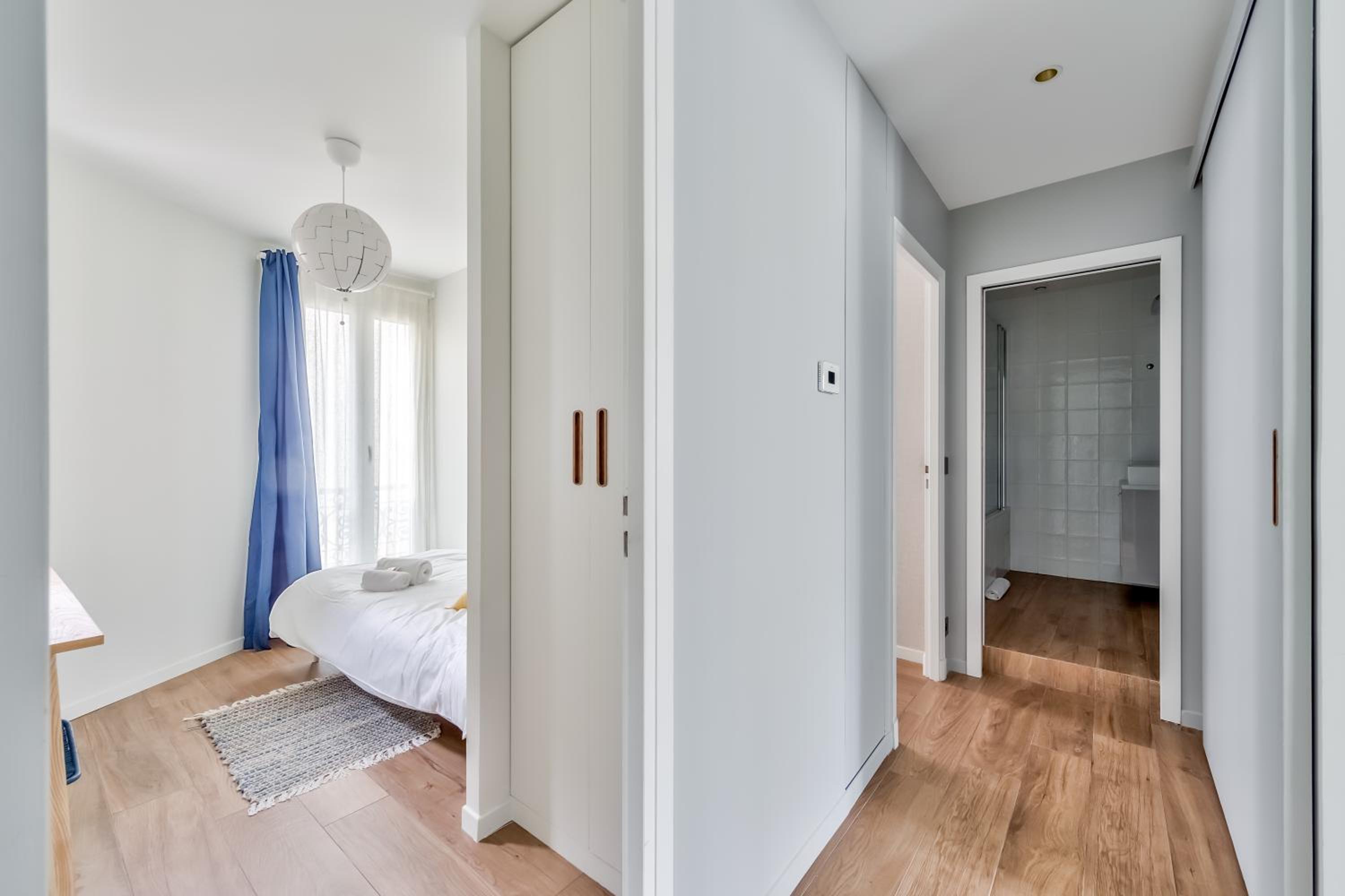 Splendid 3 bdrs Flat in a Prime Location of Paris